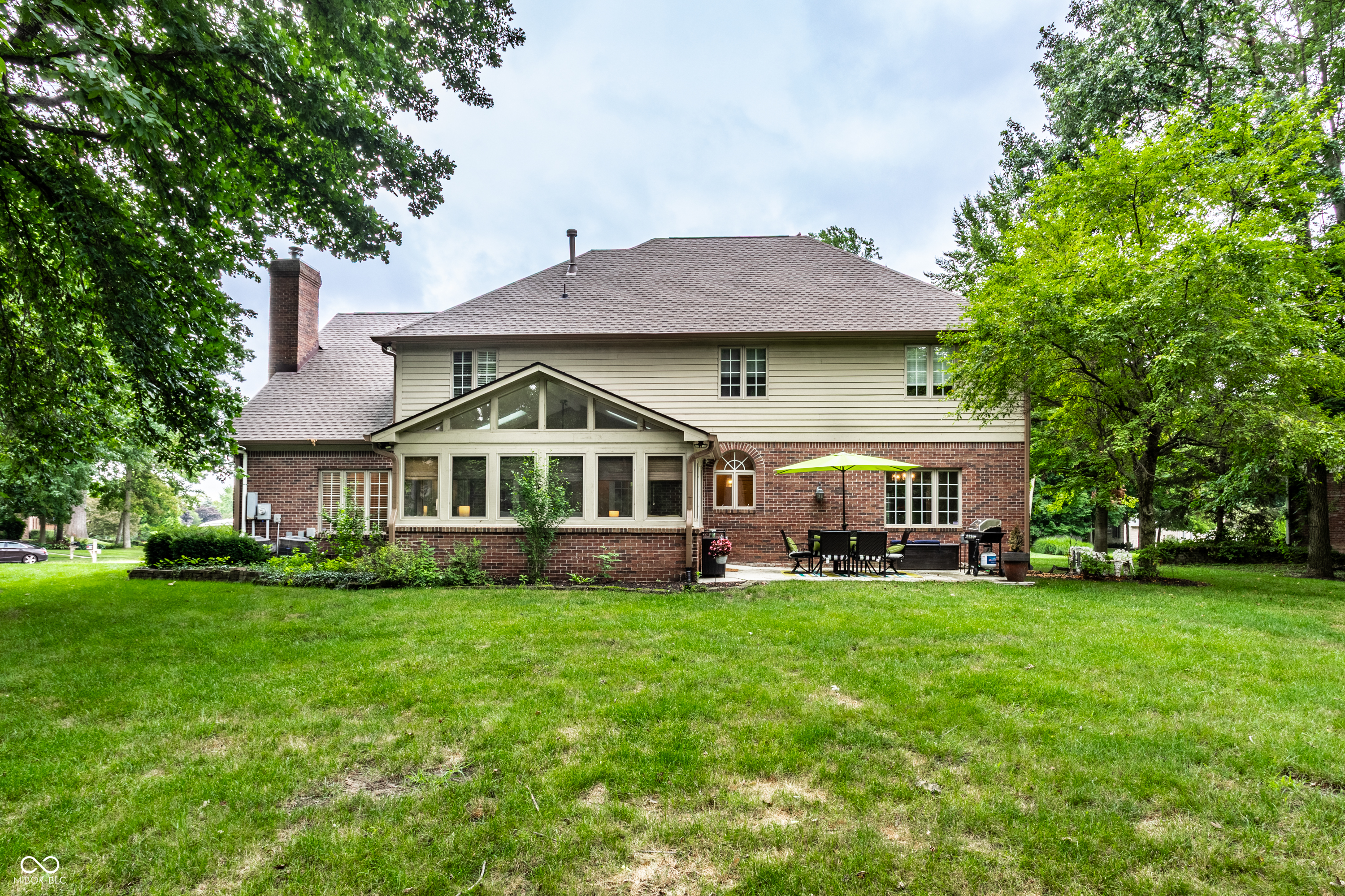 14304 Woodfield Drive S