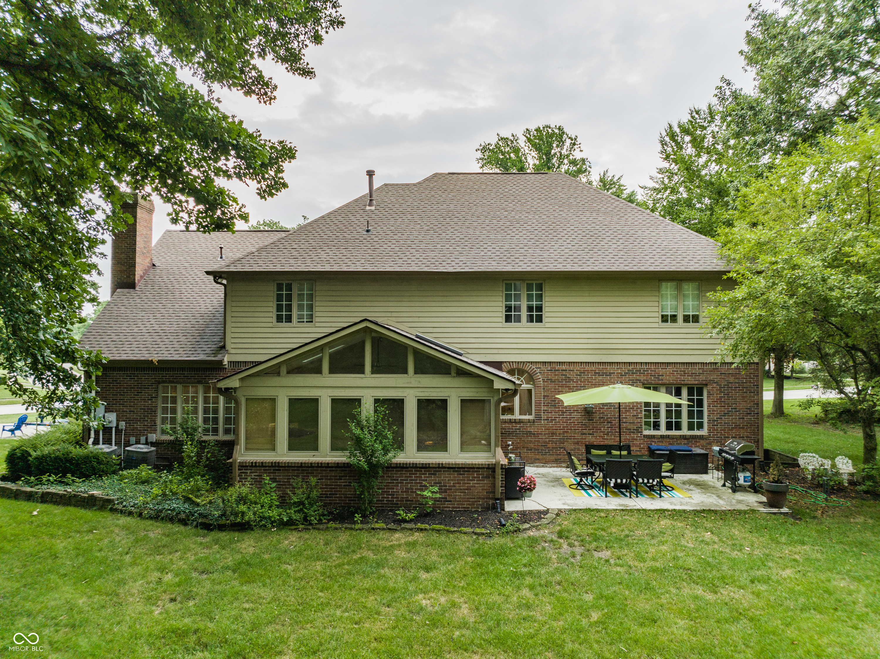 14304 Woodfield Drive S