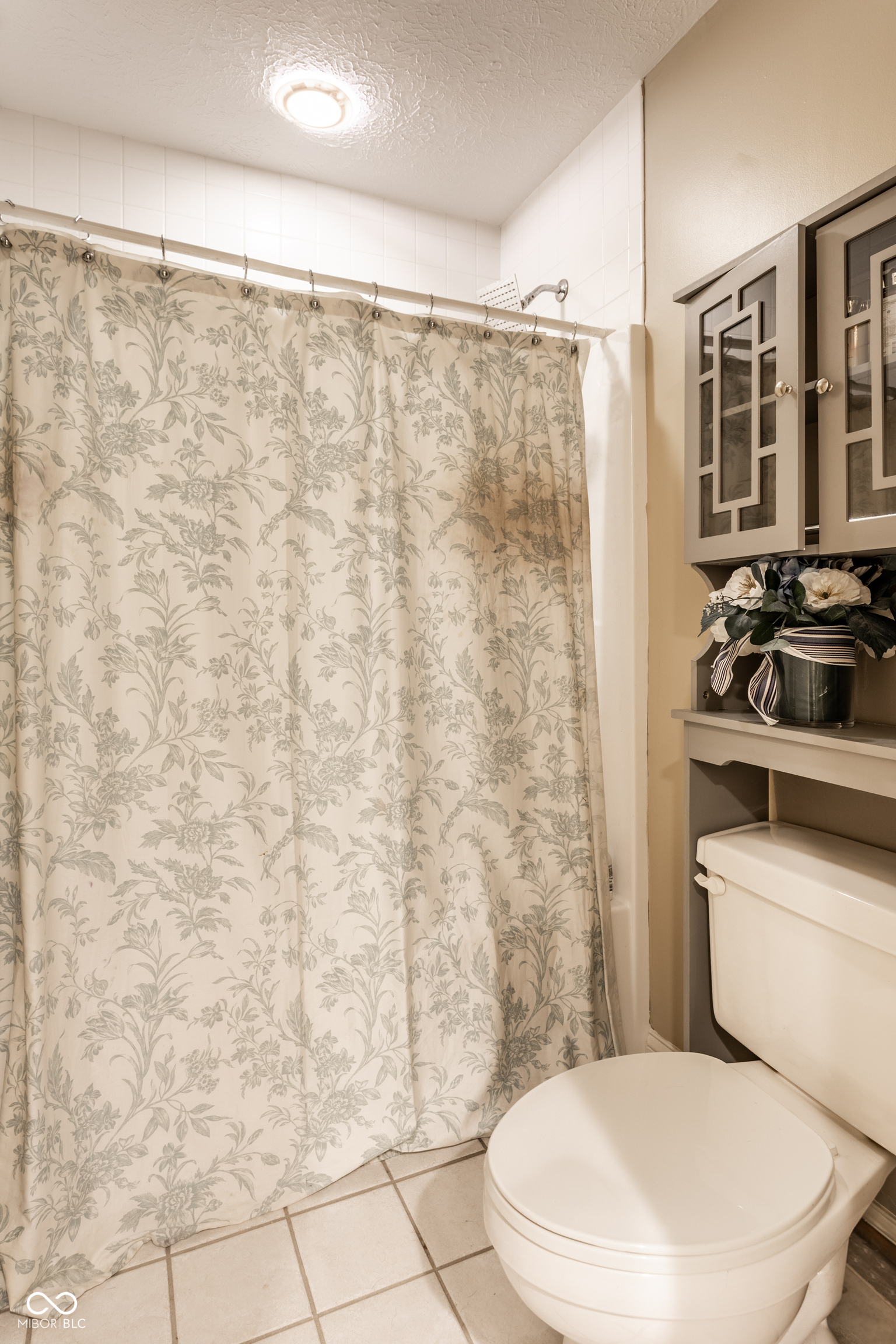 14304 Woodfield Drive S