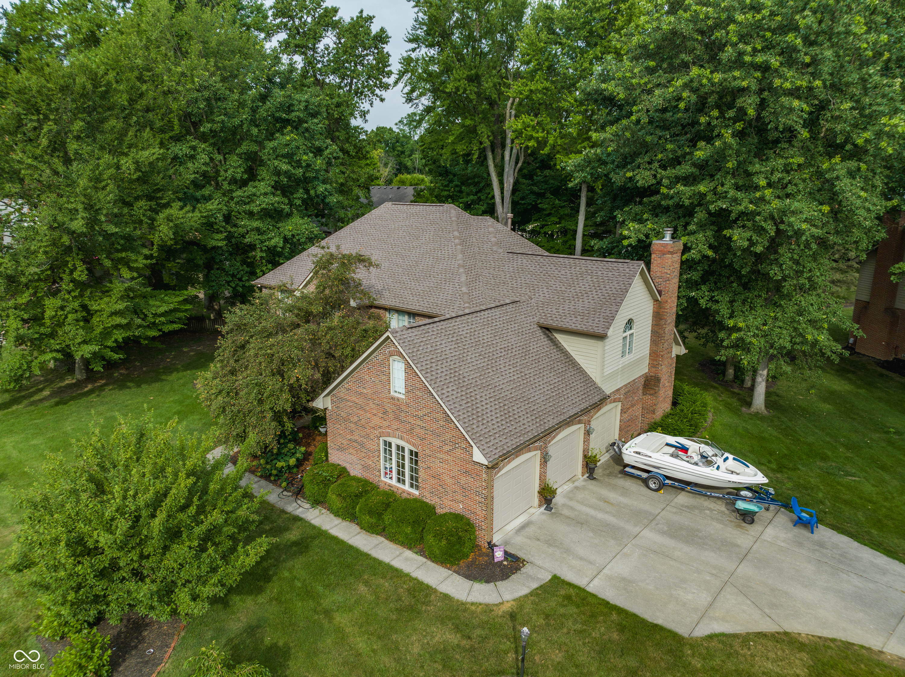 14304 Woodfield Drive S