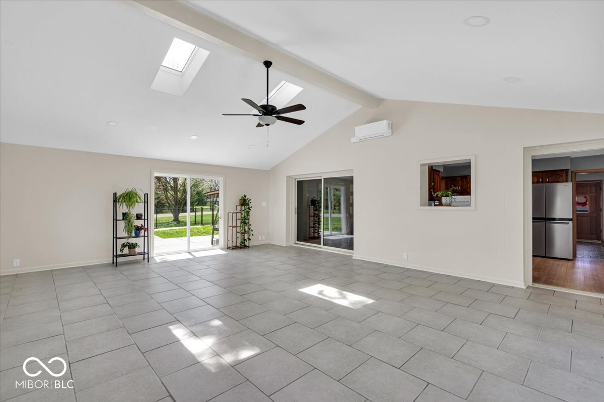 7205 Steven Lane