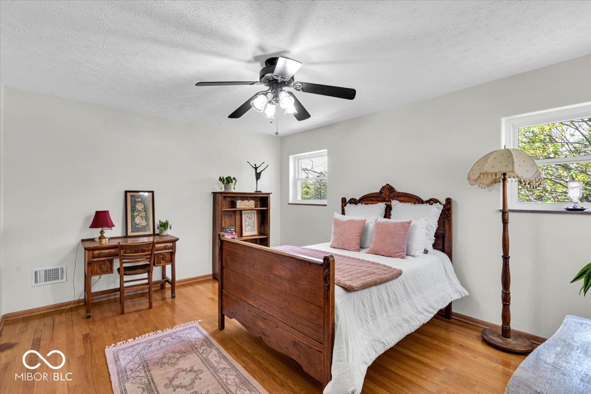 7205 Steven Lane