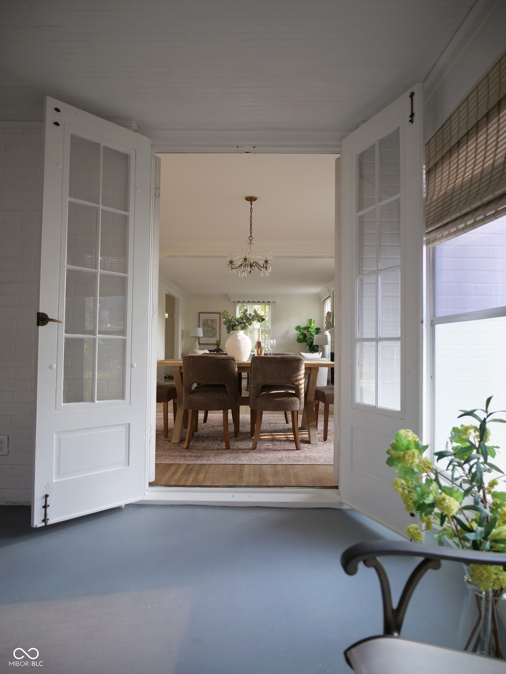 2032 Kessler Blvd E Drive