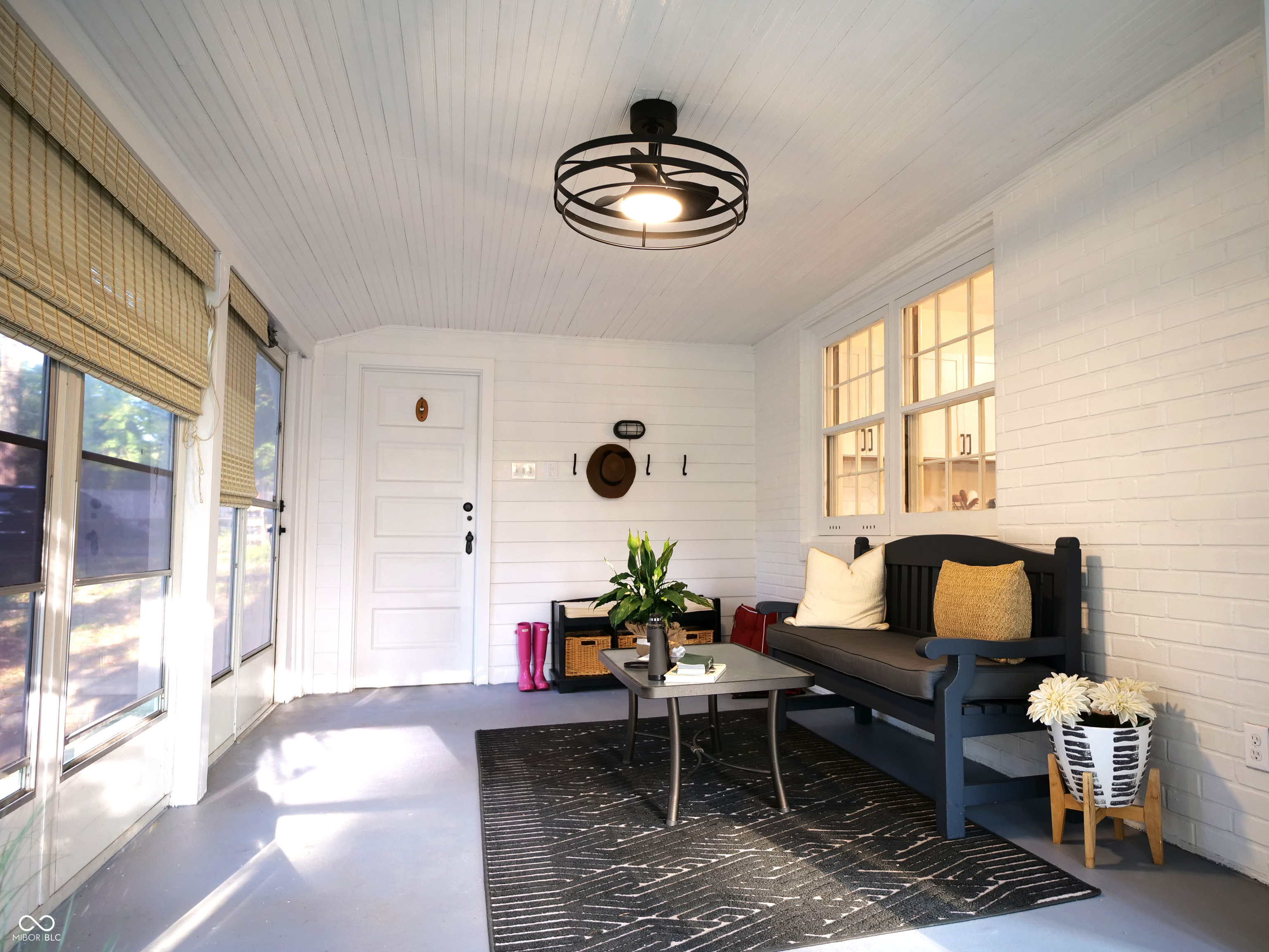 2032 Kessler Blvd E Drive