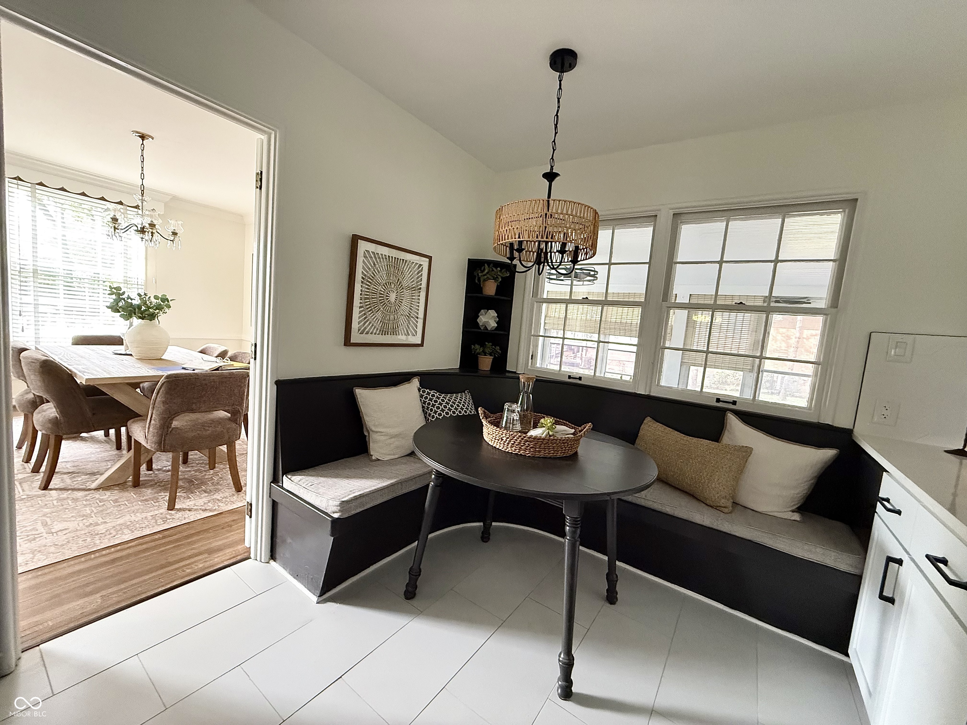 2032 Kessler Blvd E Drive