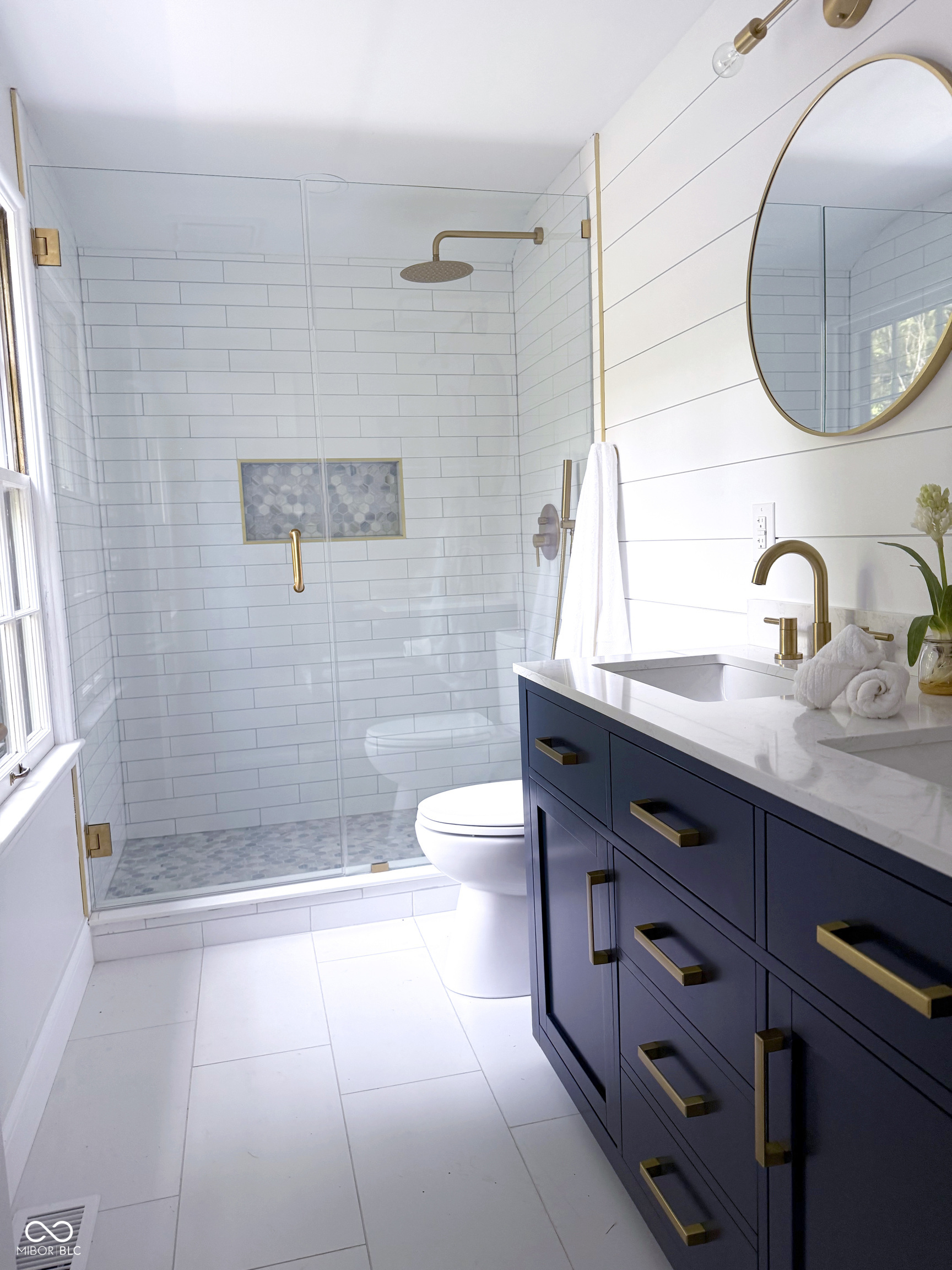 2032 Kessler Blvd E Drive