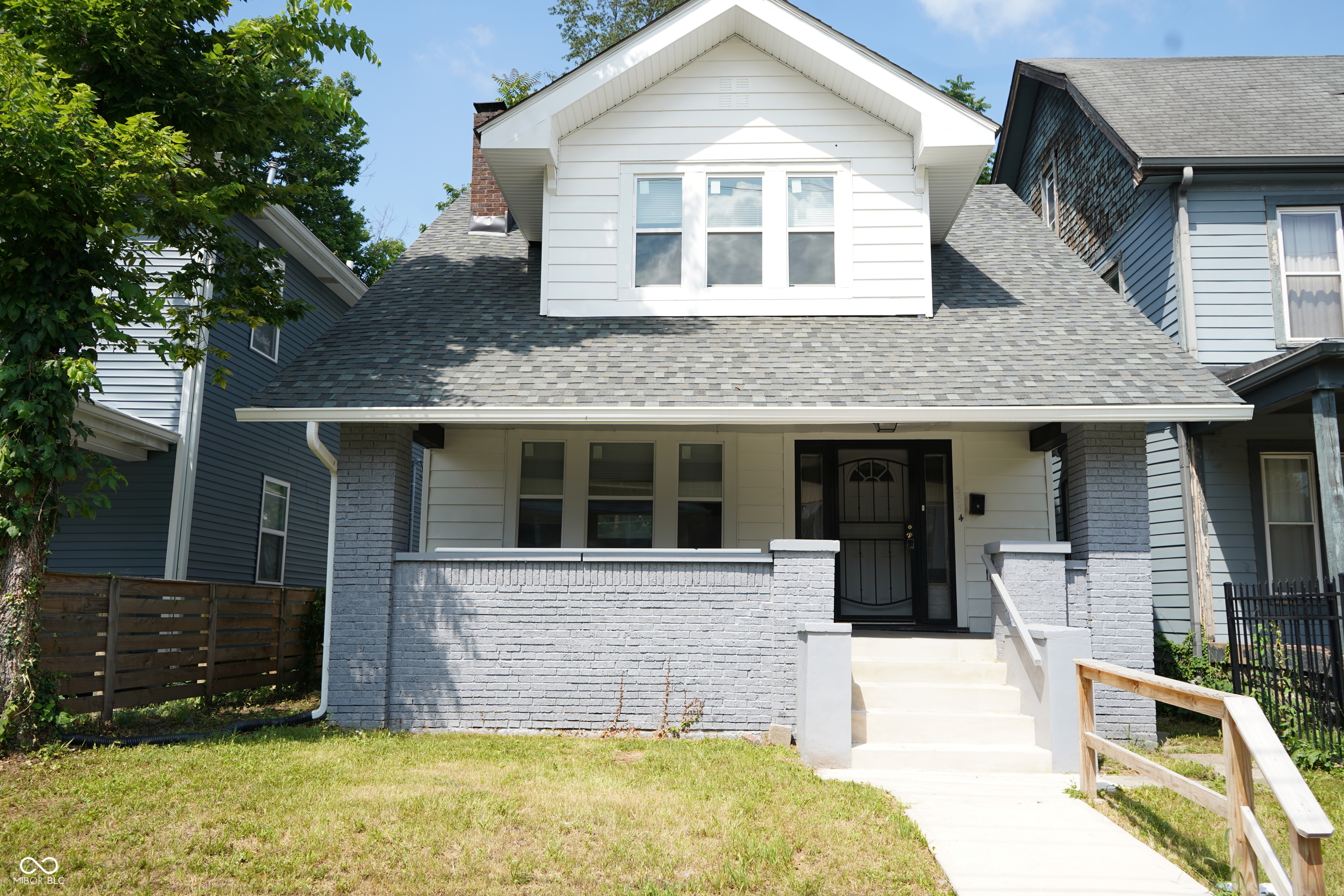 3554 N Illinois Street