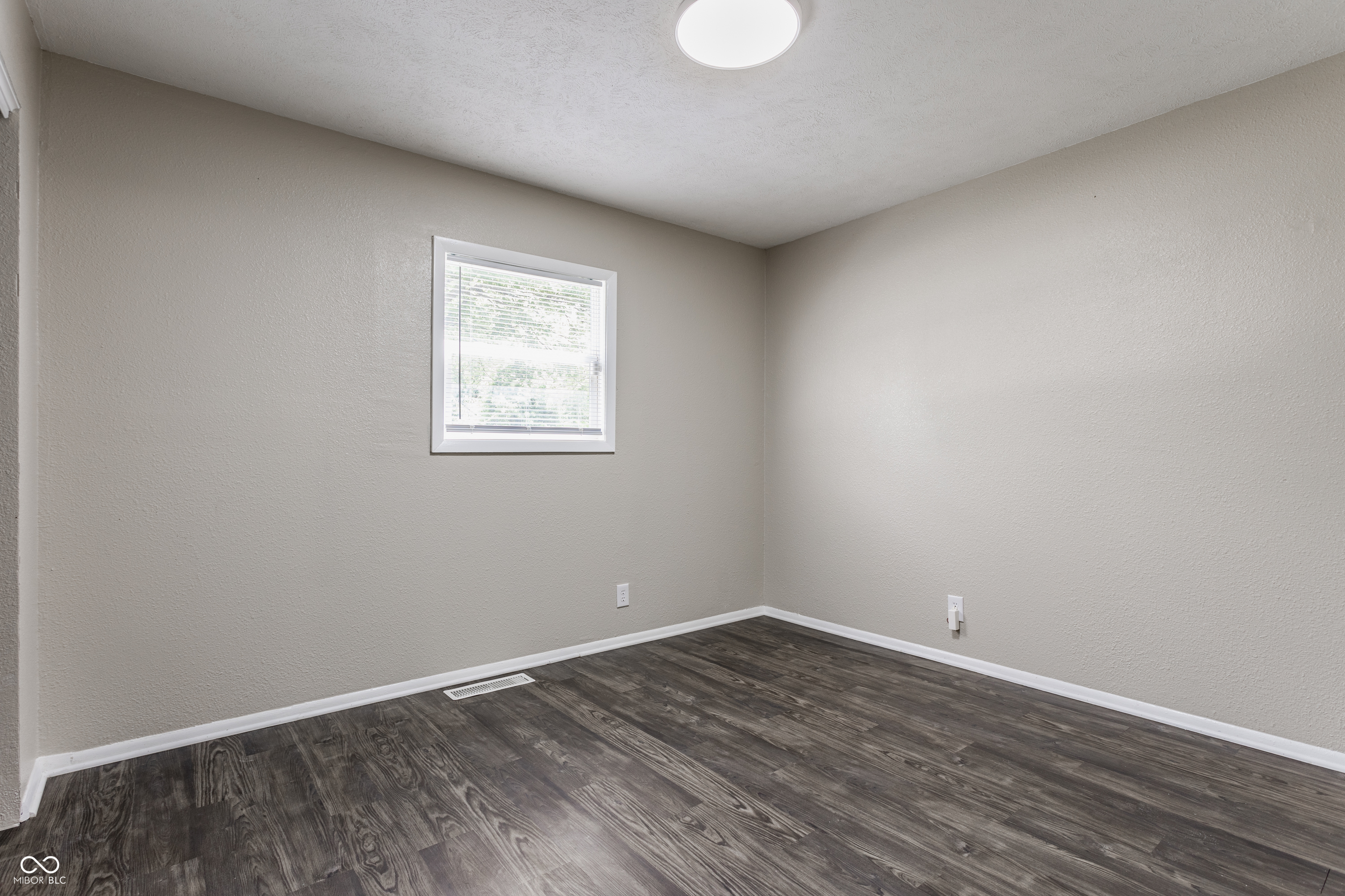 4880 N Katherine Drive