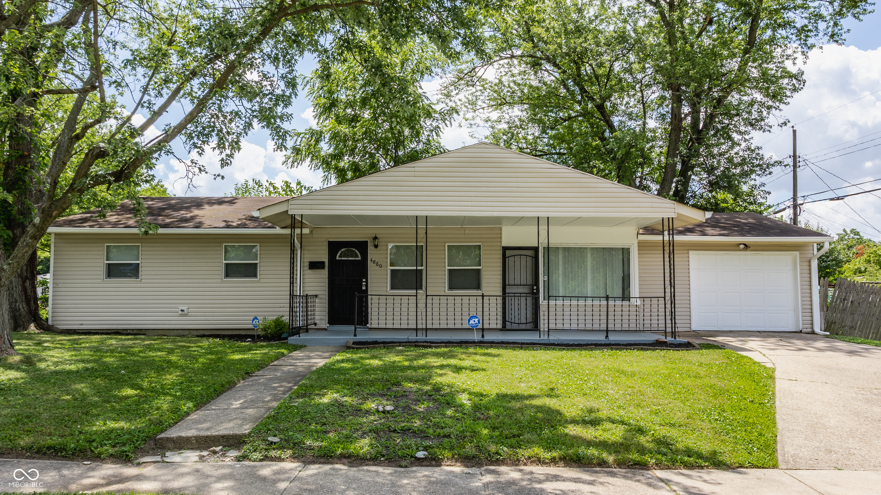 4880 N Katherine Drive