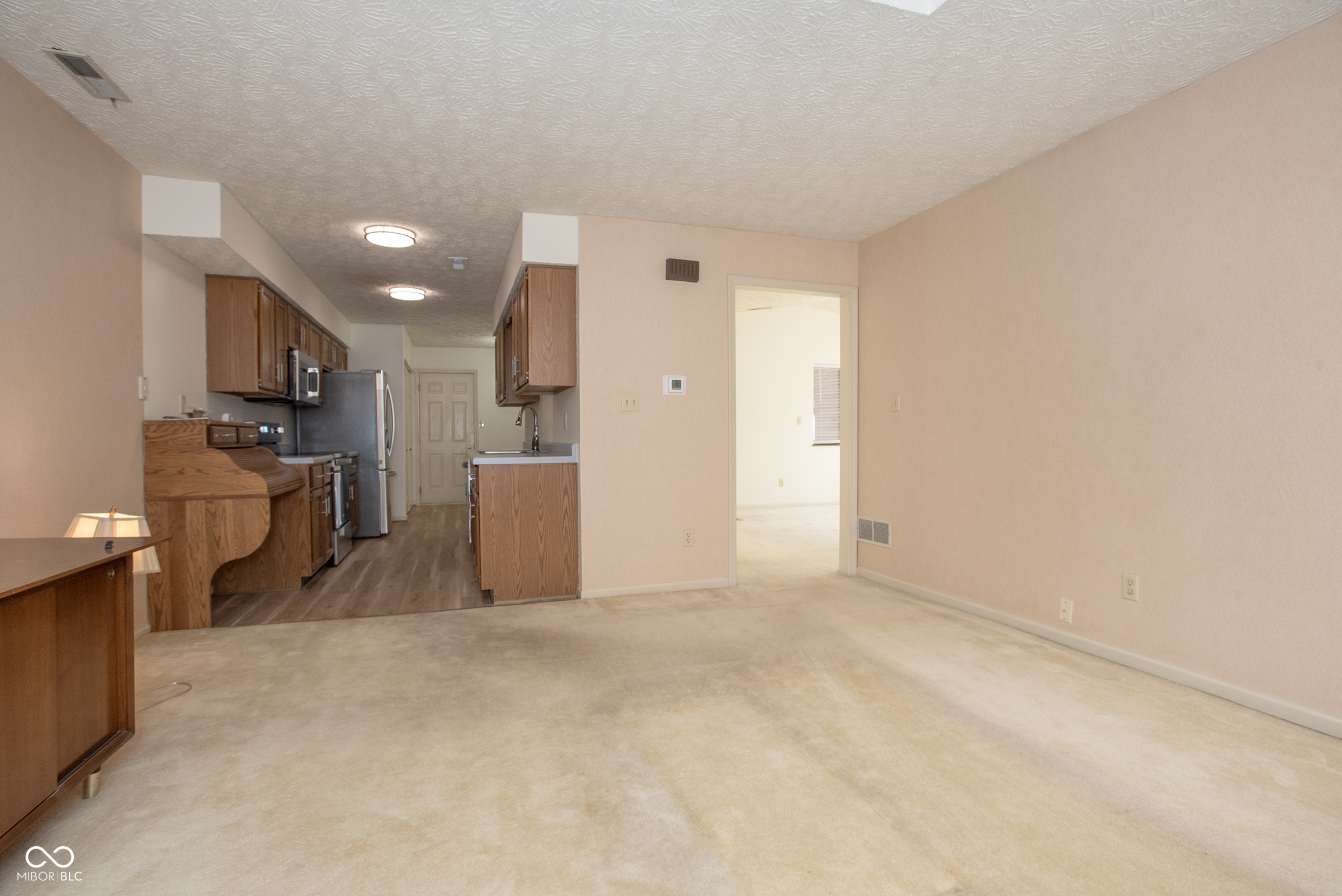 2263 Golden Oaks N