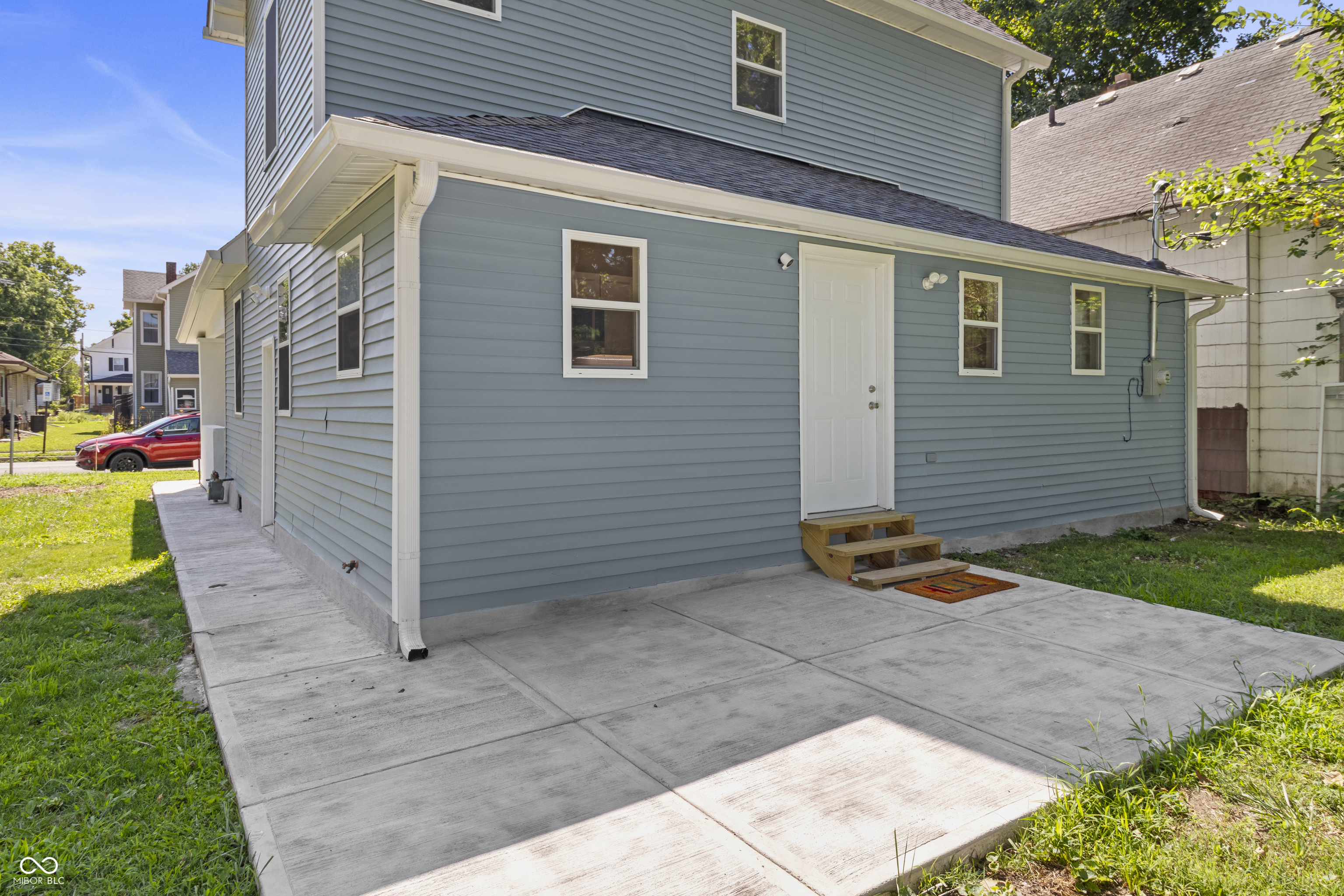 2430 Stuart Street