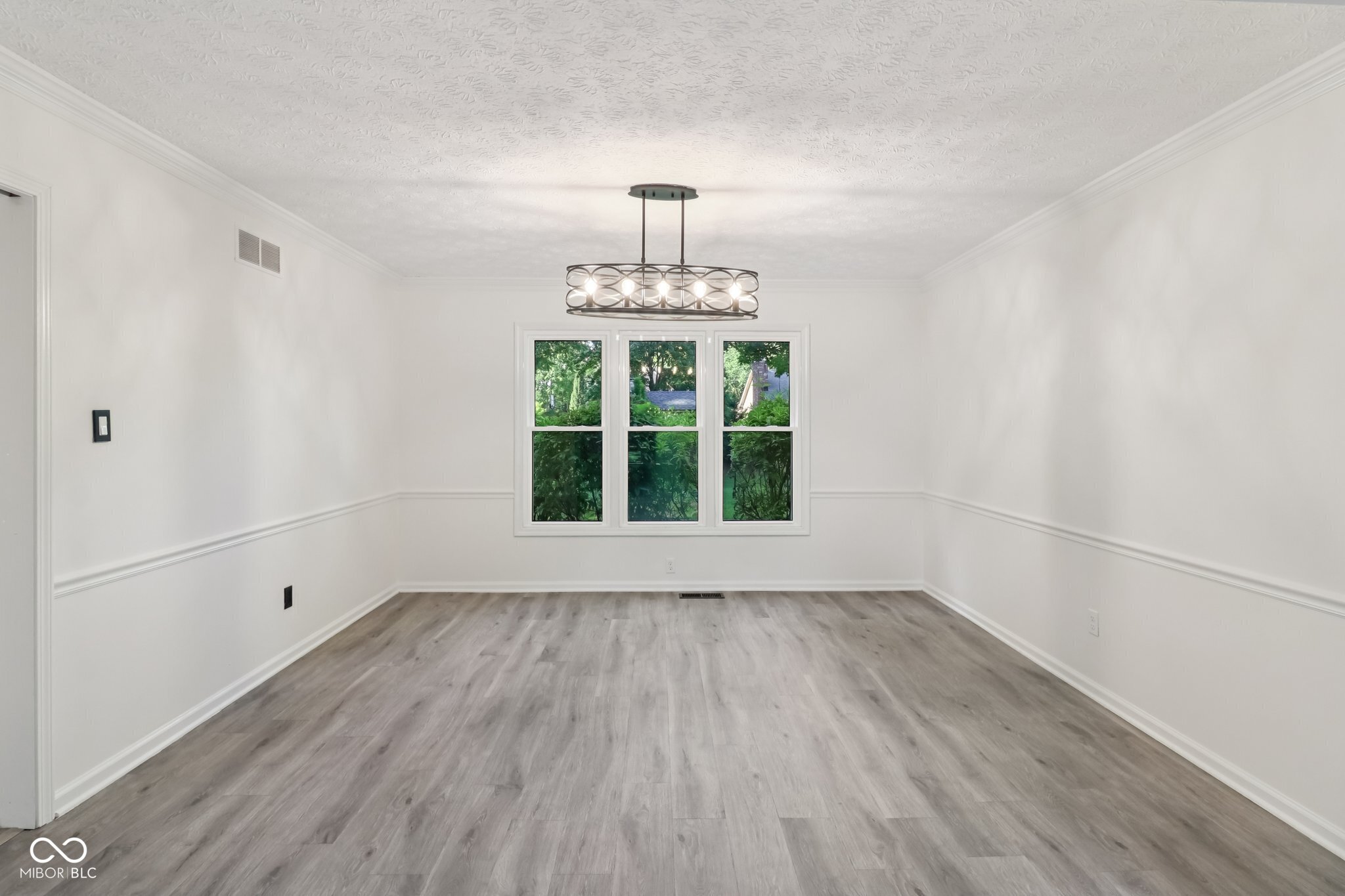 11845 Discovery Circle