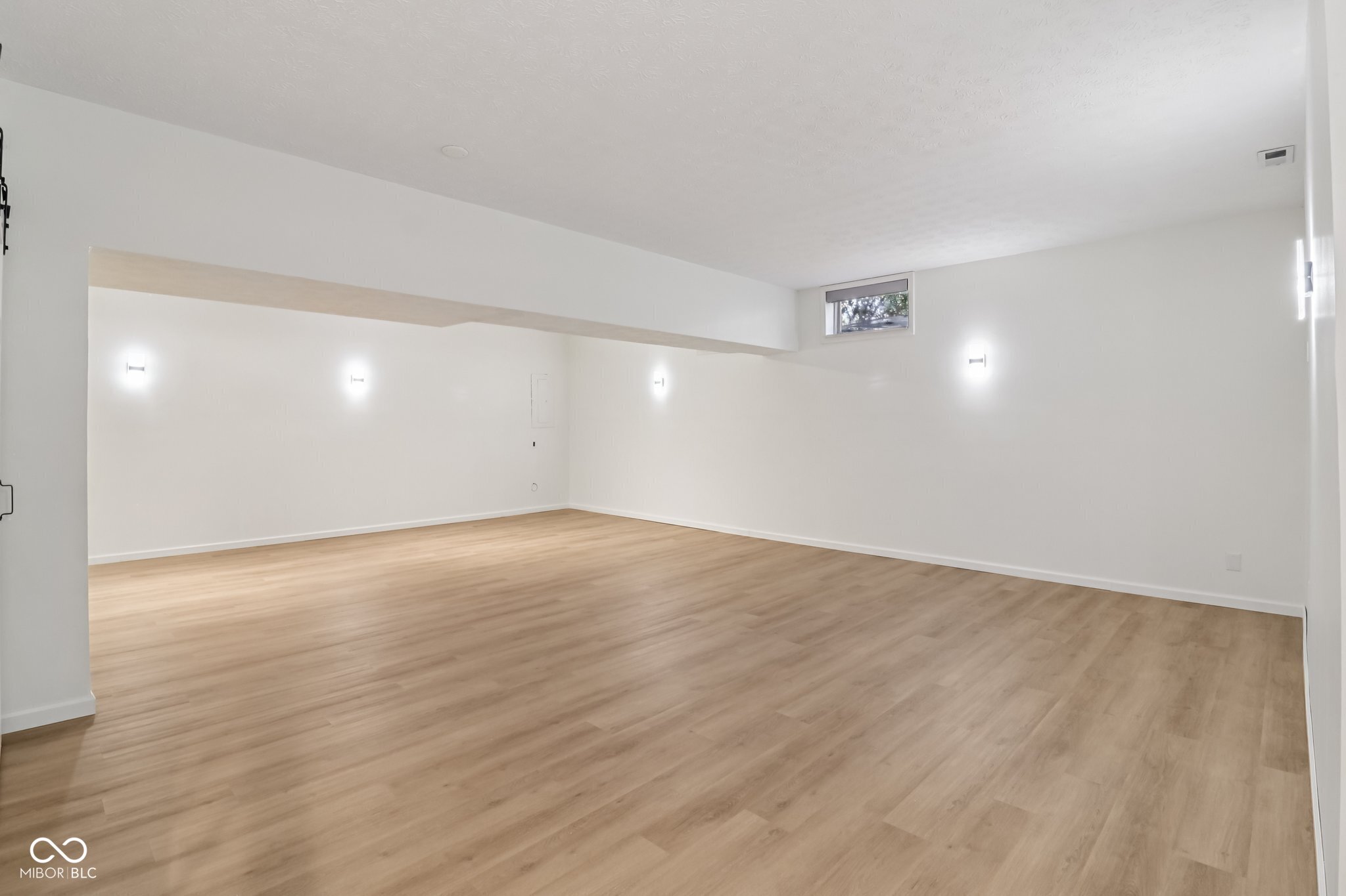 11845 Discovery Circle