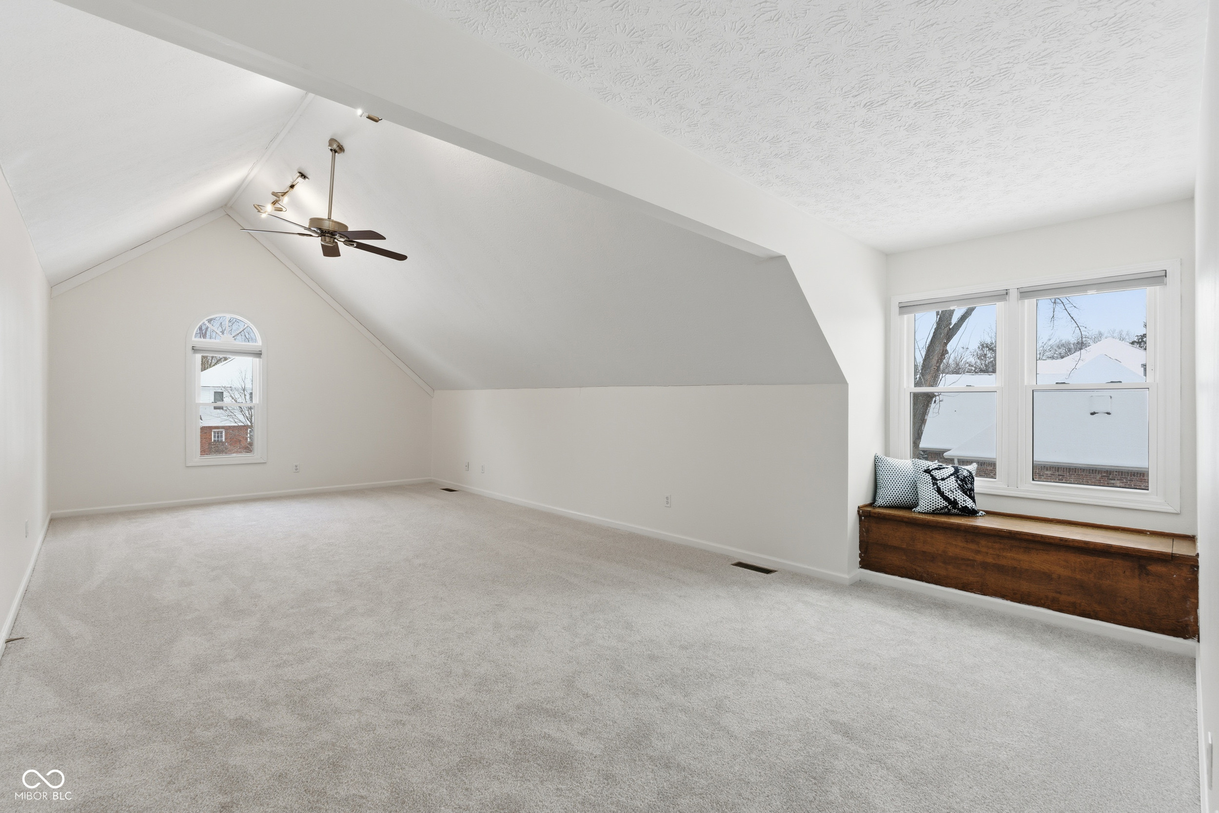 11845 Discovery Circle