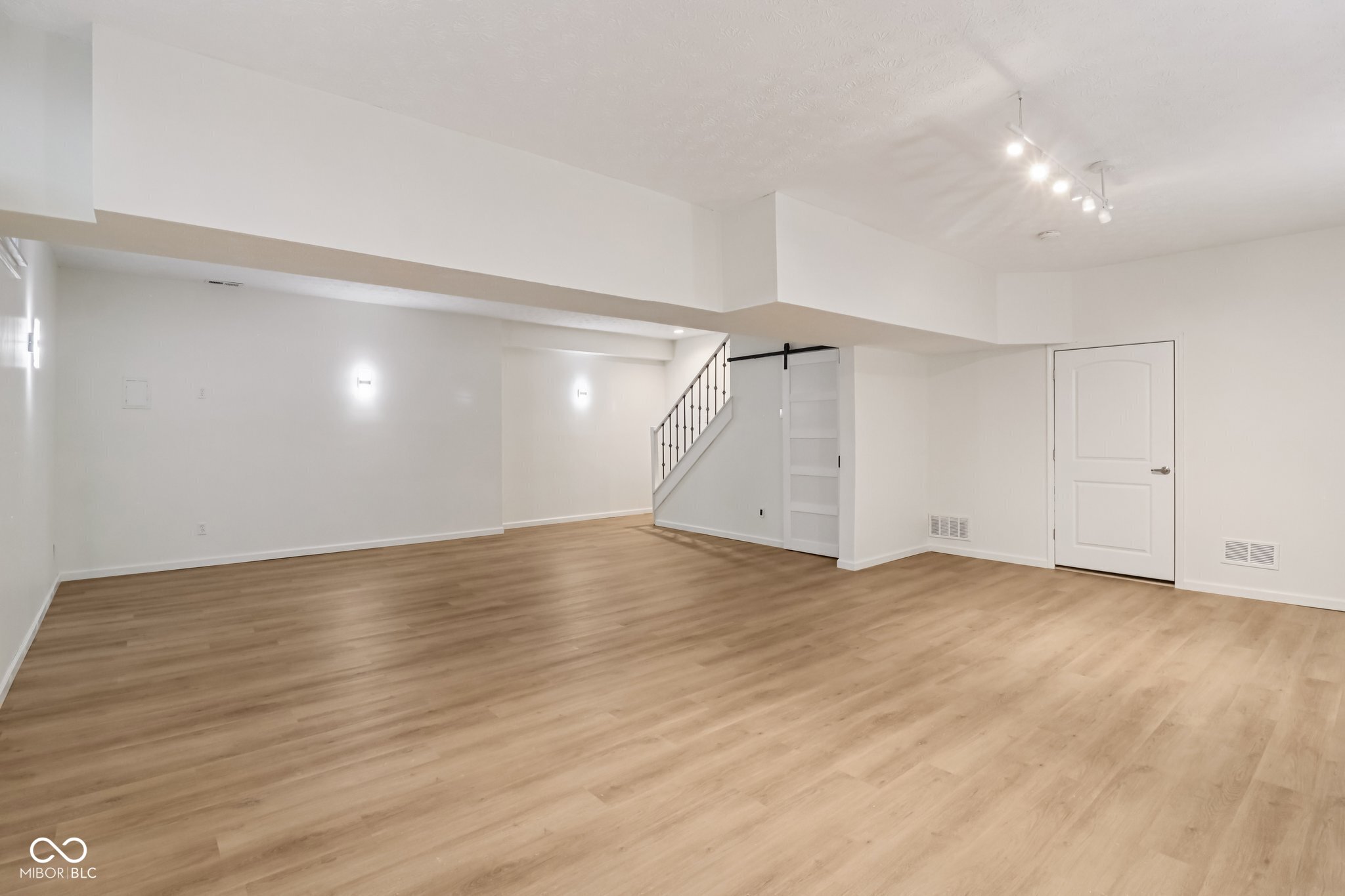 11845 Discovery Circle