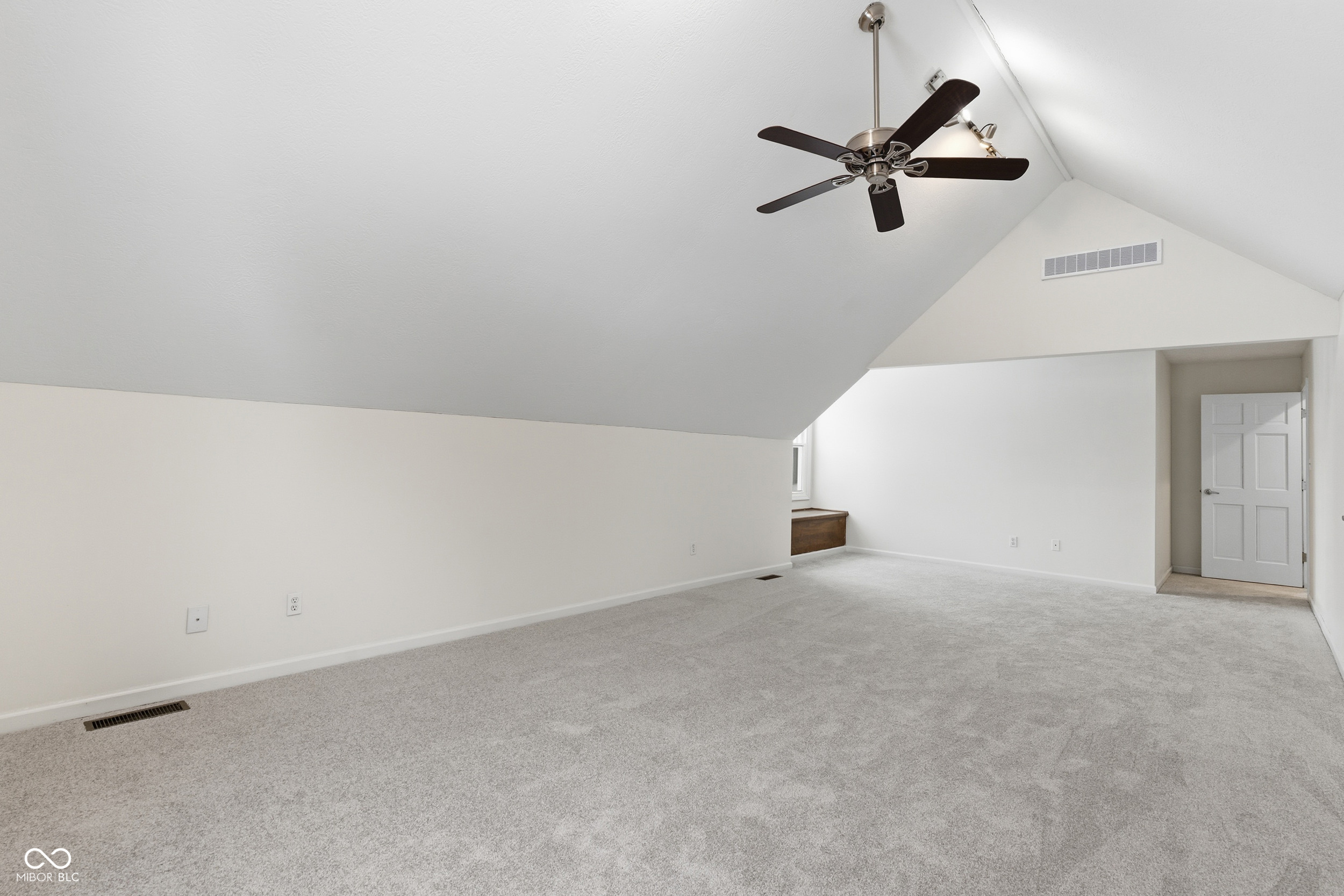 11845 Discovery Circle