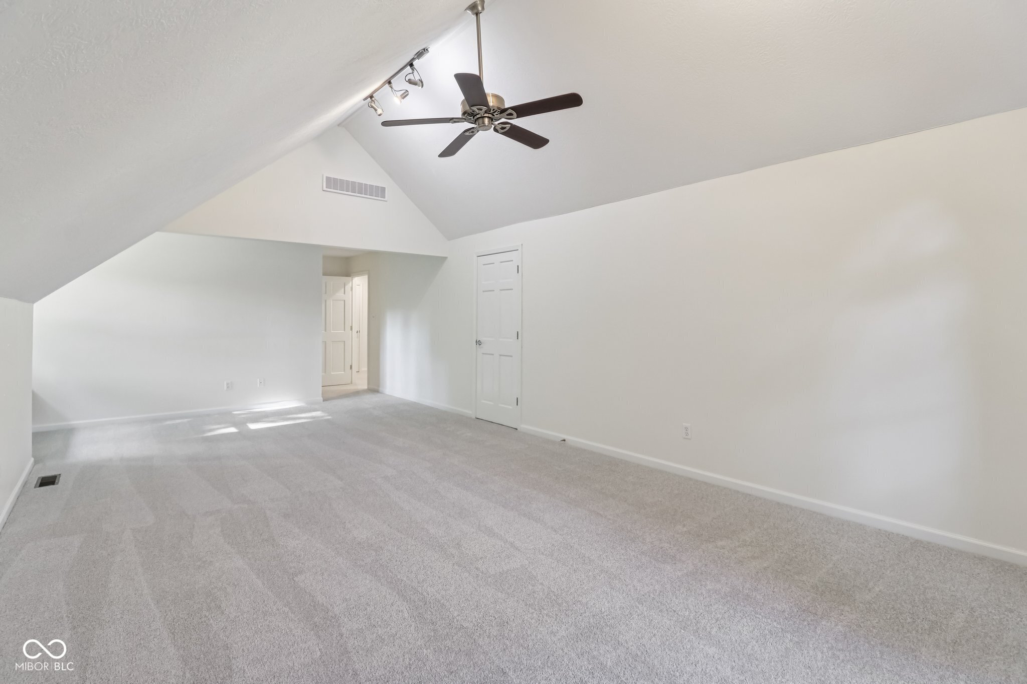 11845 Discovery Circle