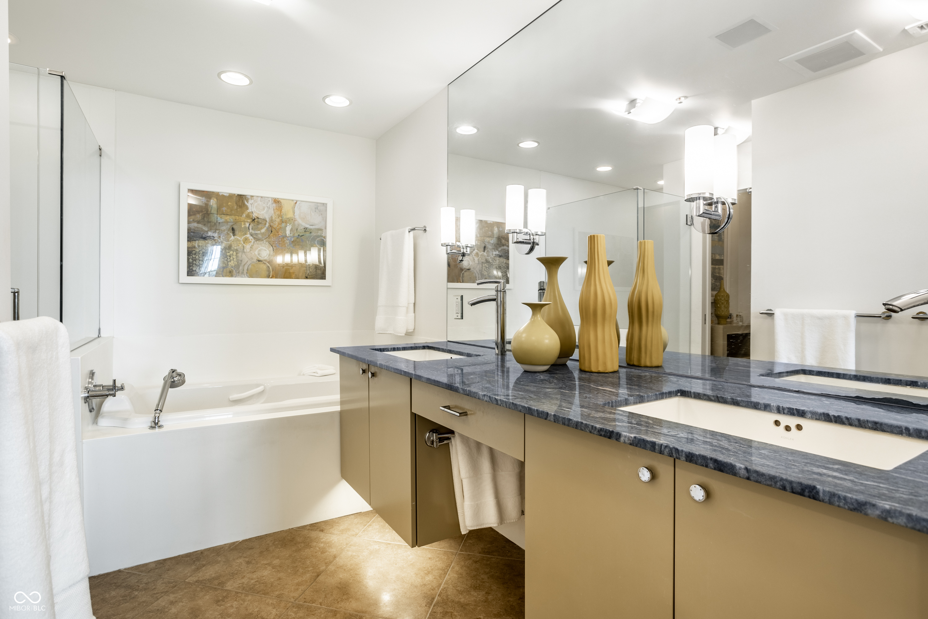 6750 Spirit Lake Drive Unit: 402