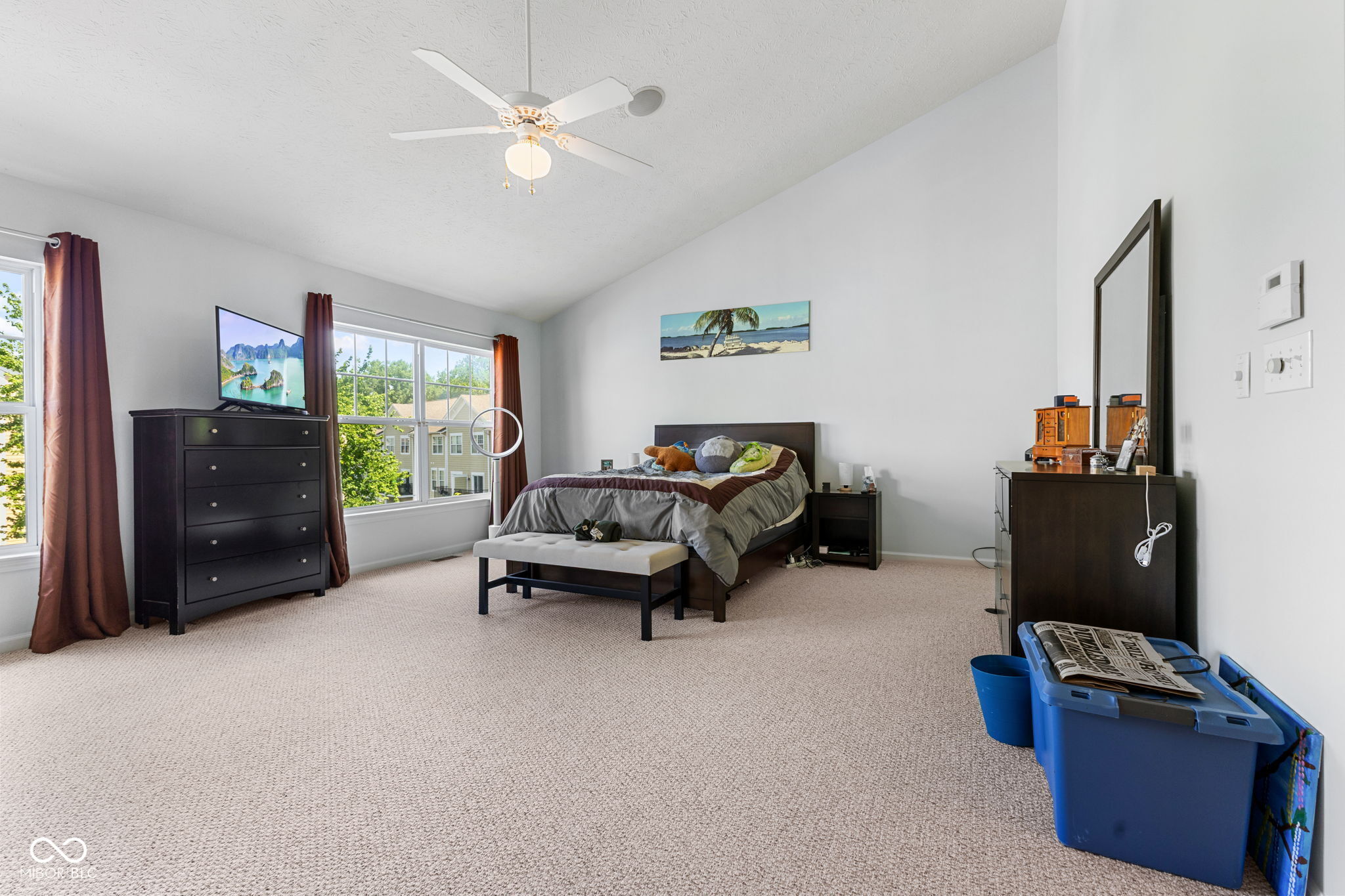 6633 Reserve Drive
