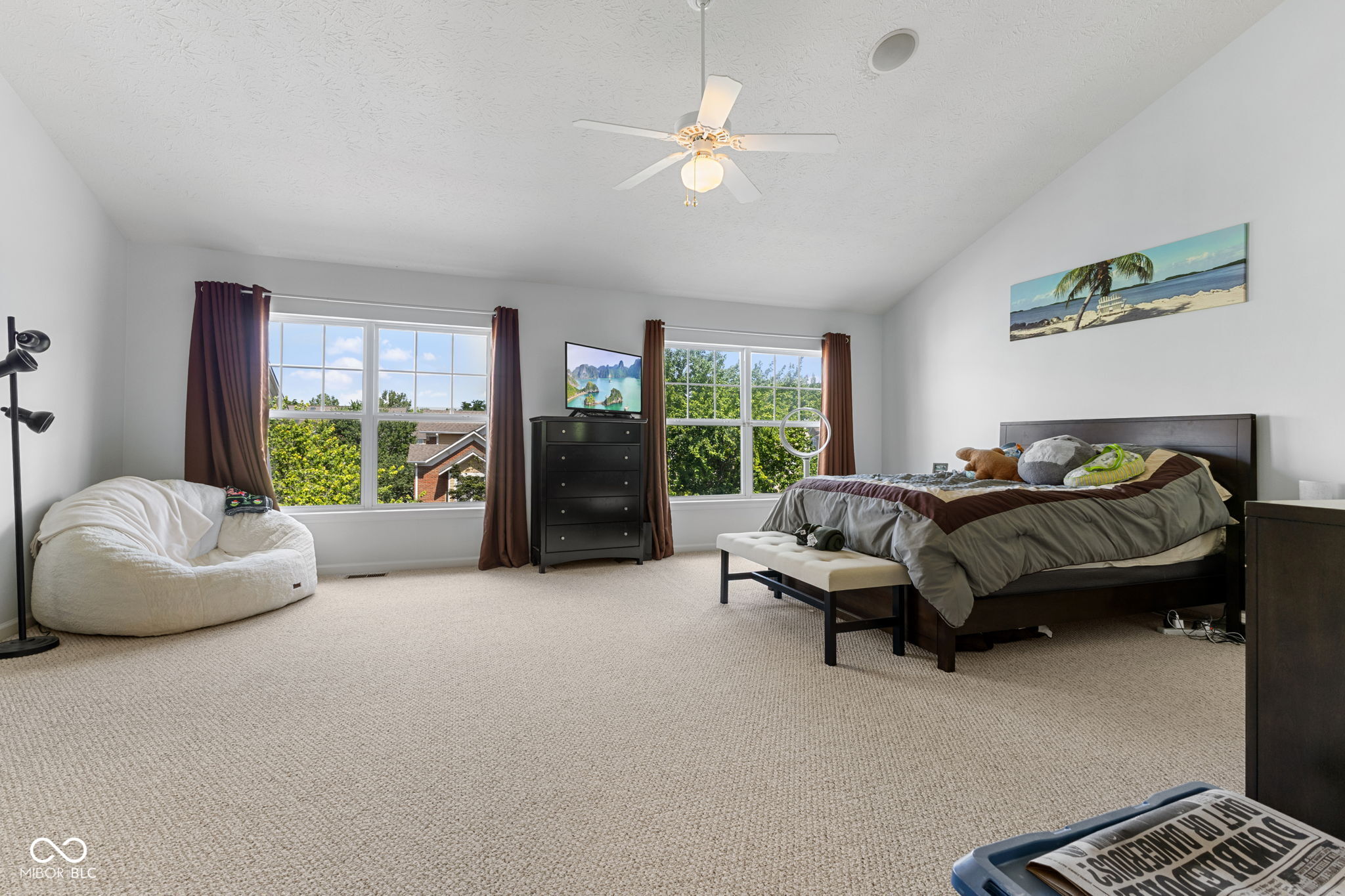 6633 Reserve Drive