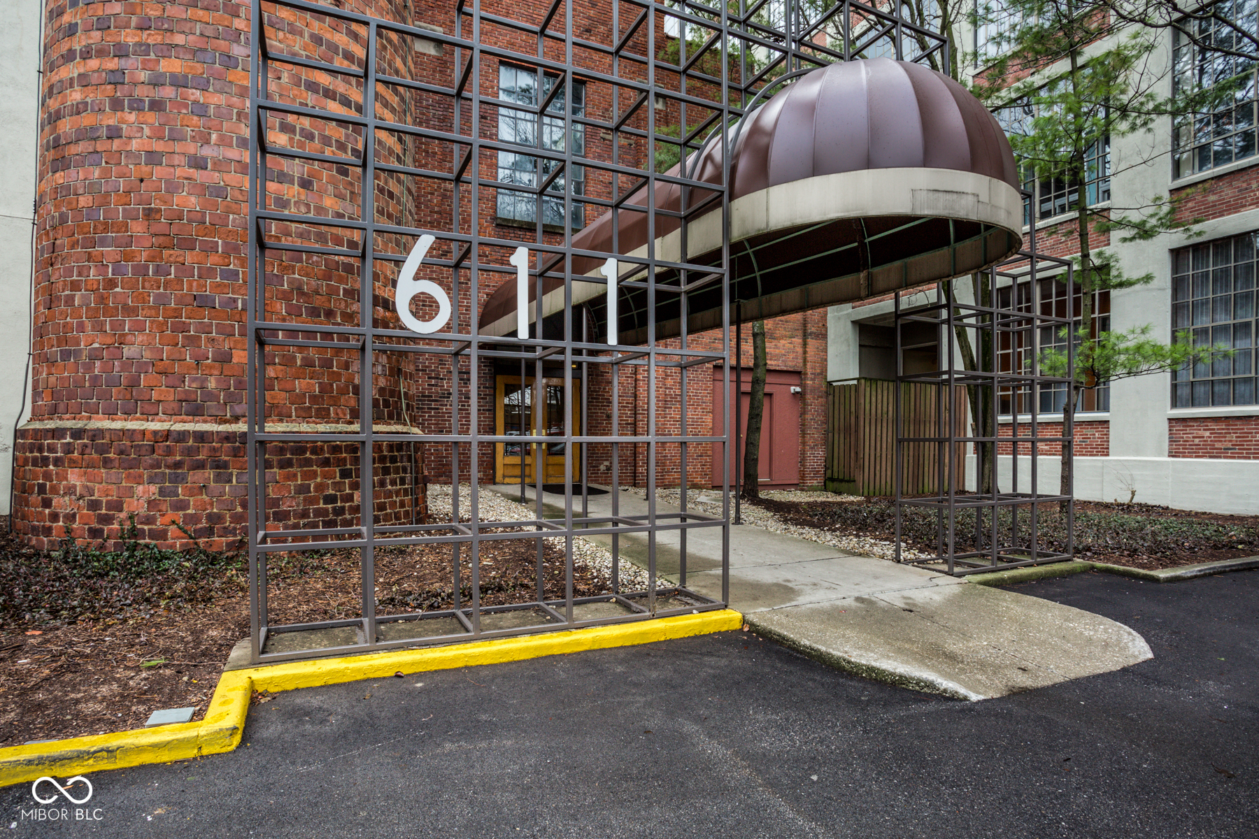 611 N Park Avenue Unit: 401