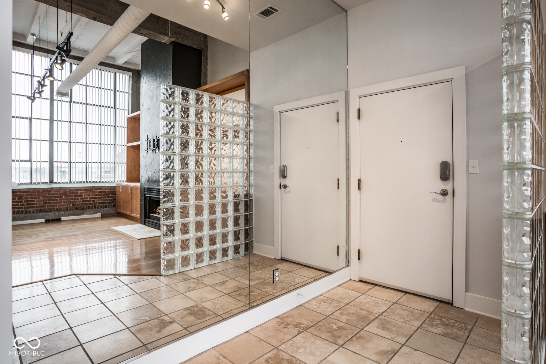 611 N Park Avenue Unit: 401
