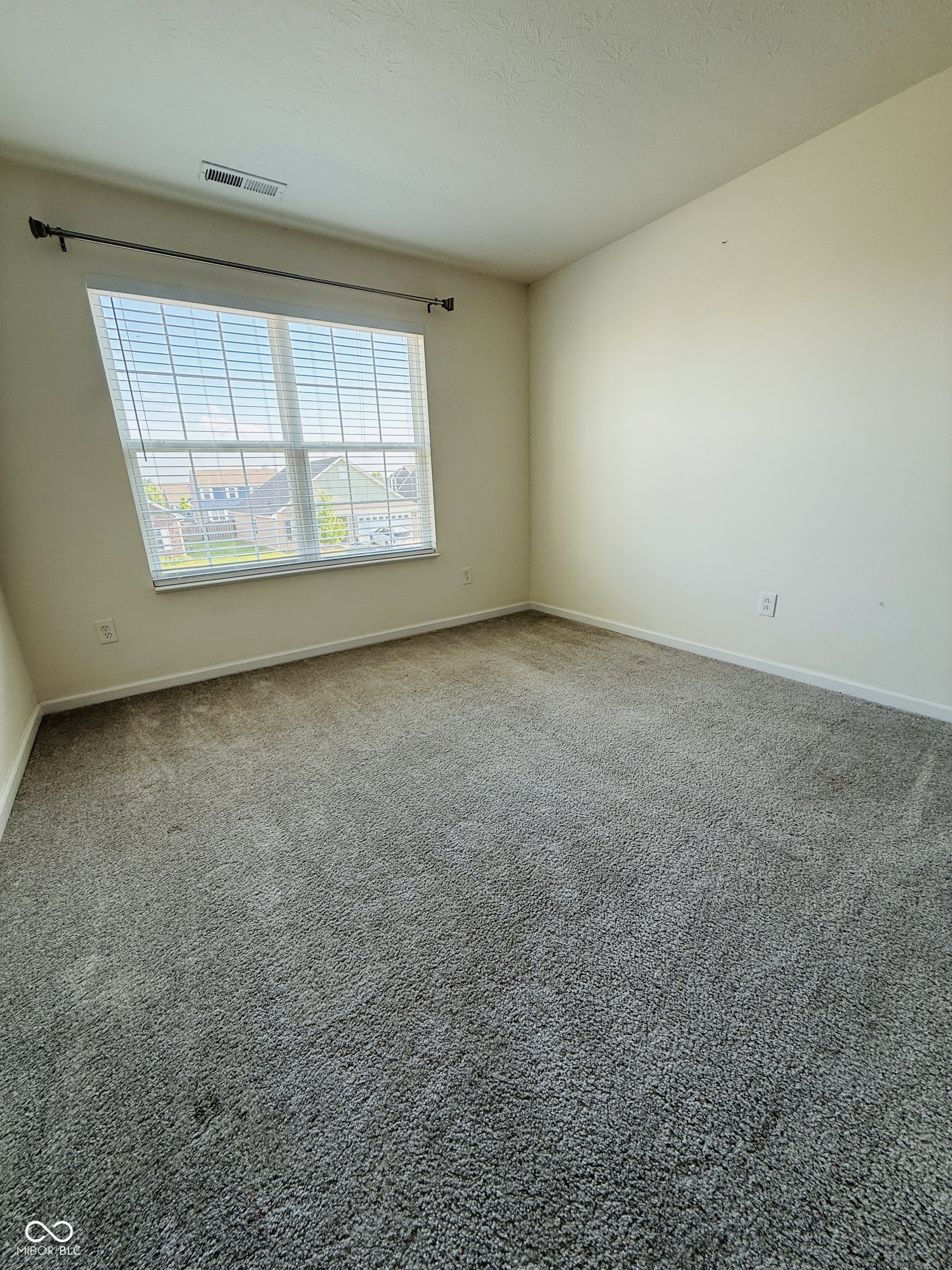 822 Blue Ash Trail