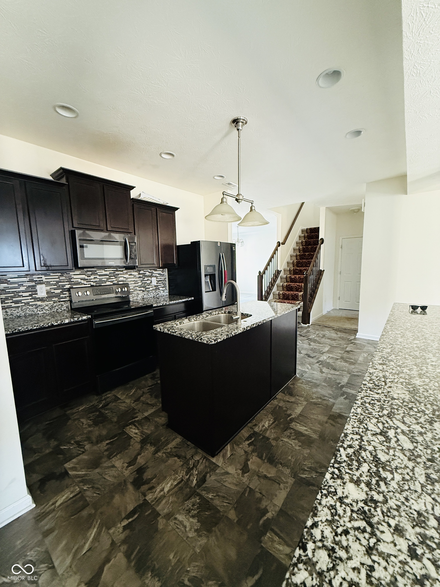 822 Blue Ash Trail