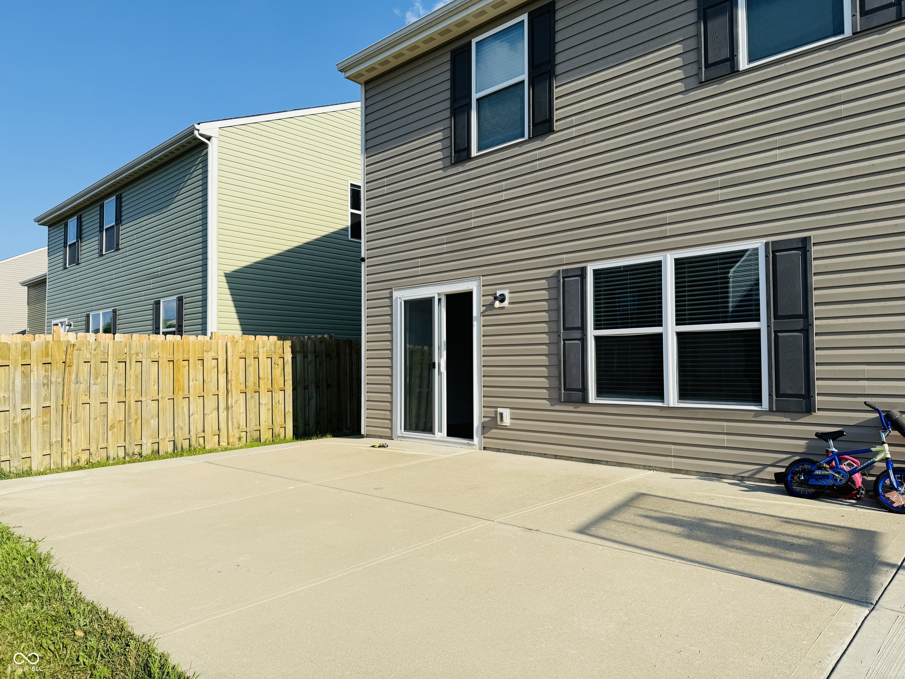 822 Blue Ash Trail