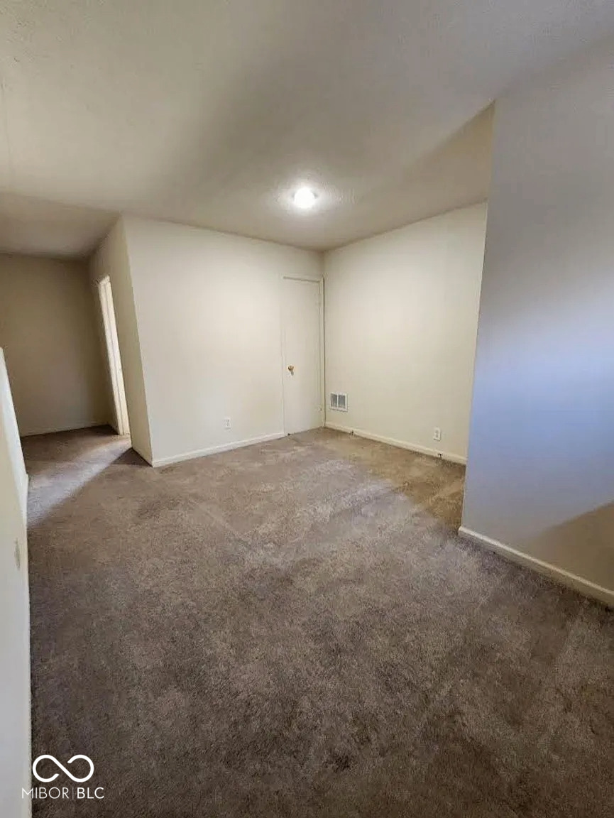 2633 S Randolph Street