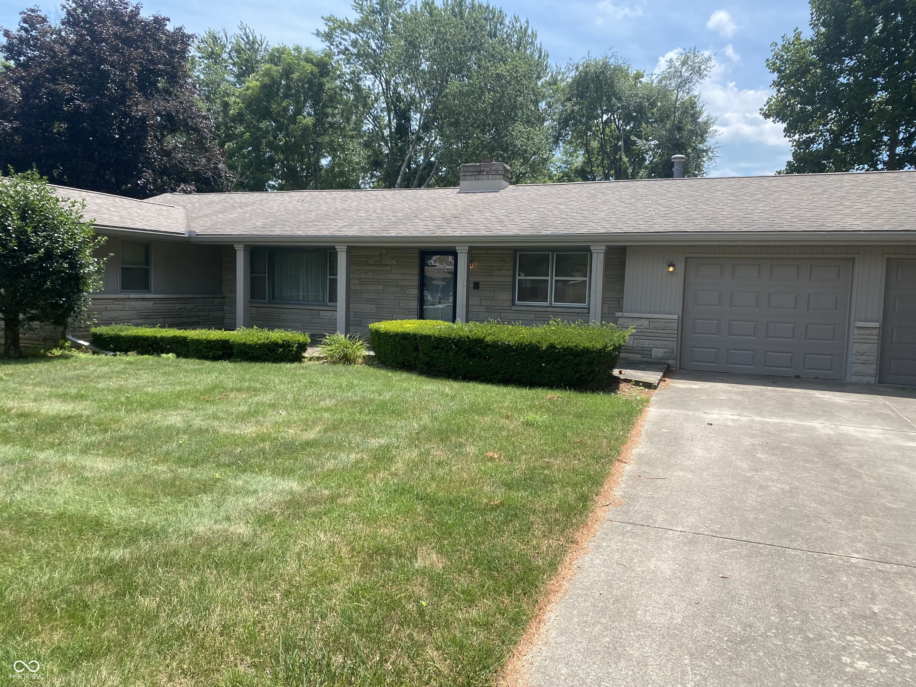 228 Breezy Lane