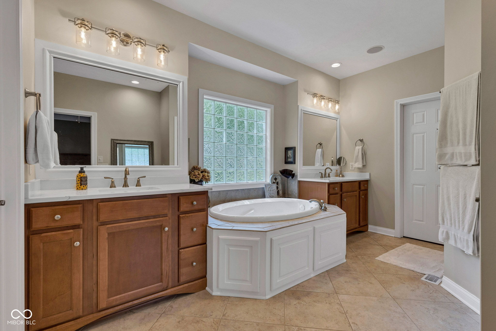 11463 Silver Moon Court