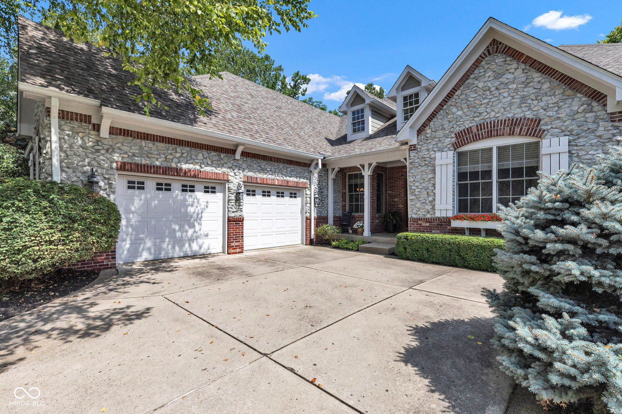 11463 Silver Moon Court