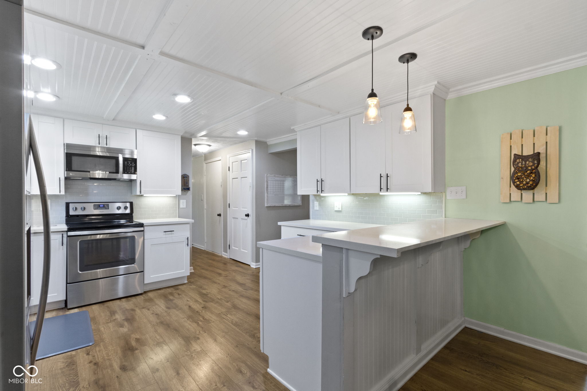 706 Shady Creek Drive