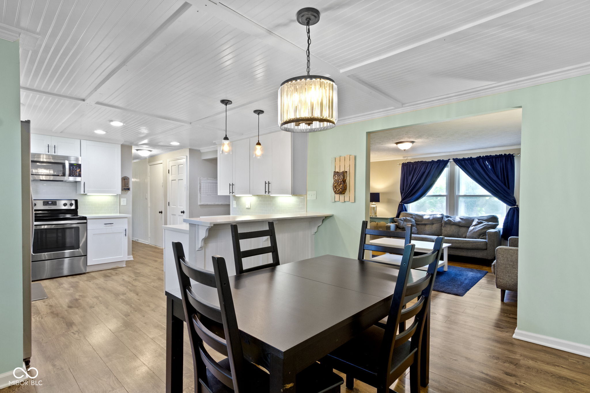 706 Shady Creek Drive