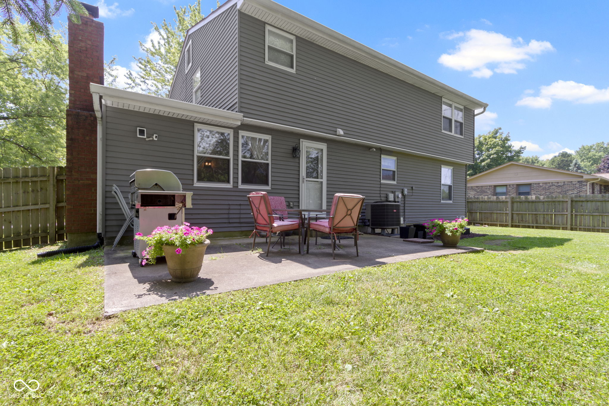 706 Shady Creek Drive
