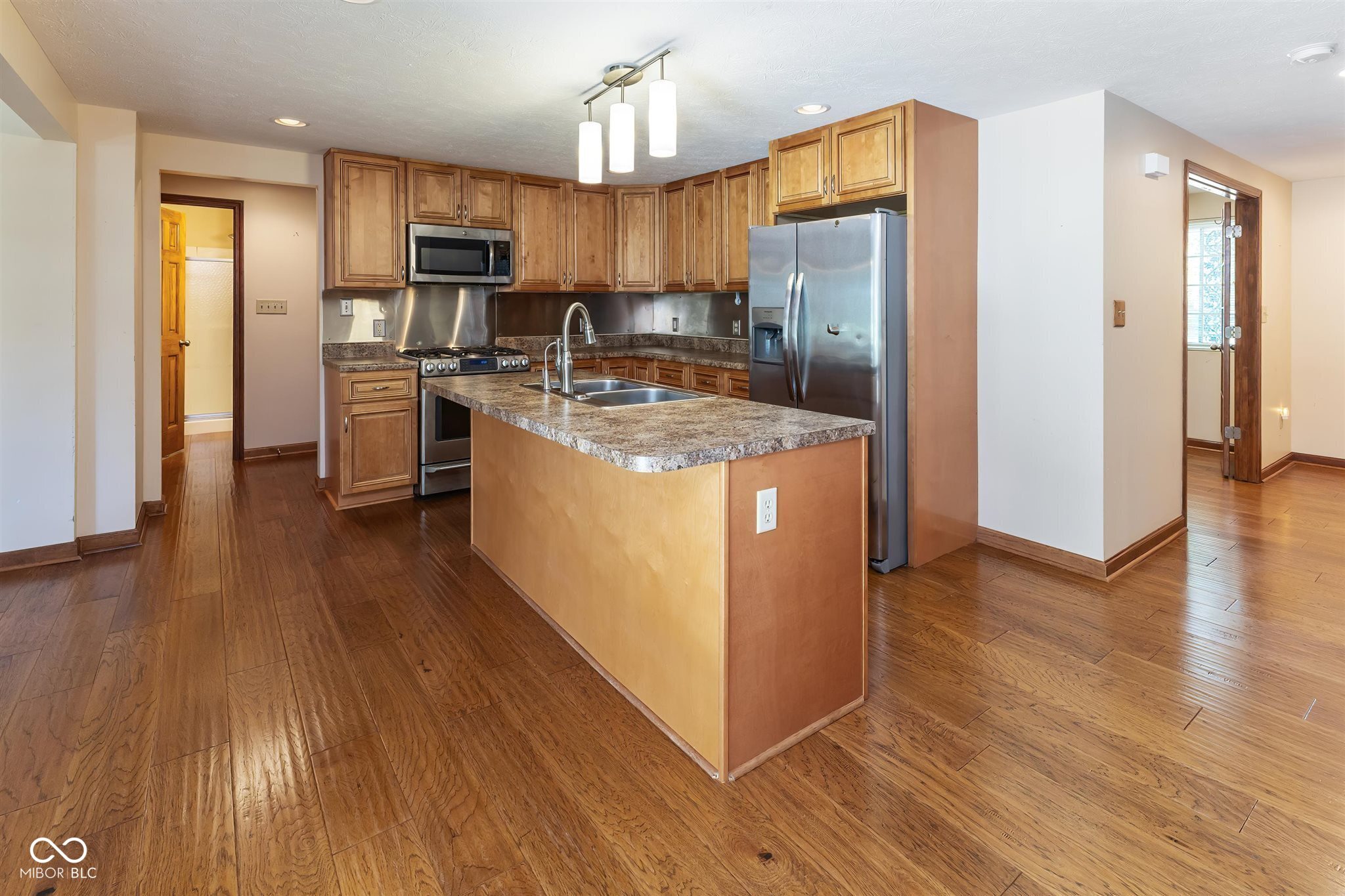 11107 Eller Road