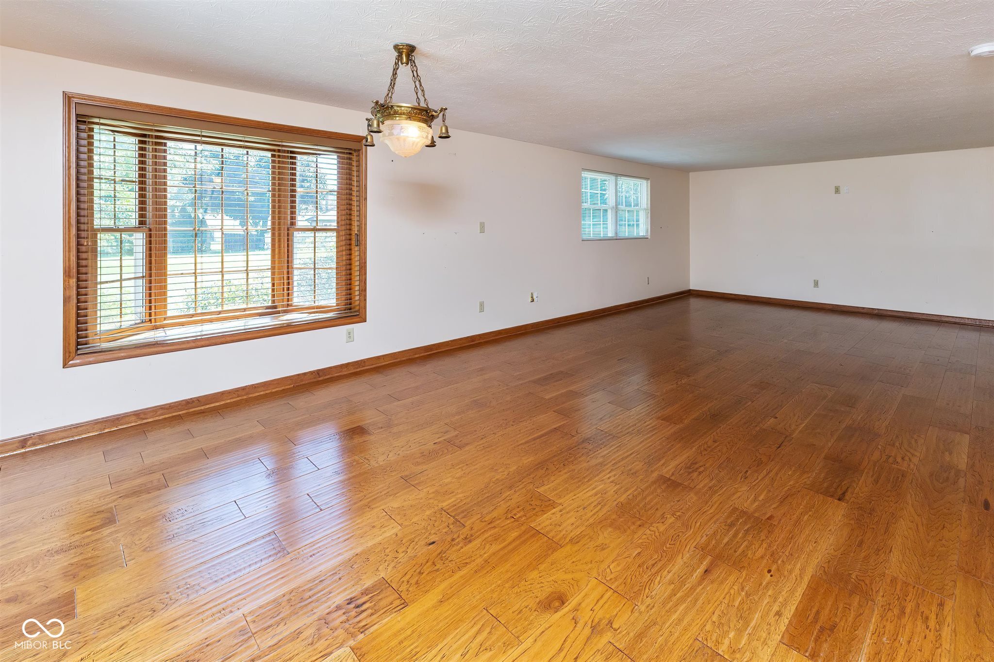 11107 Eller Road