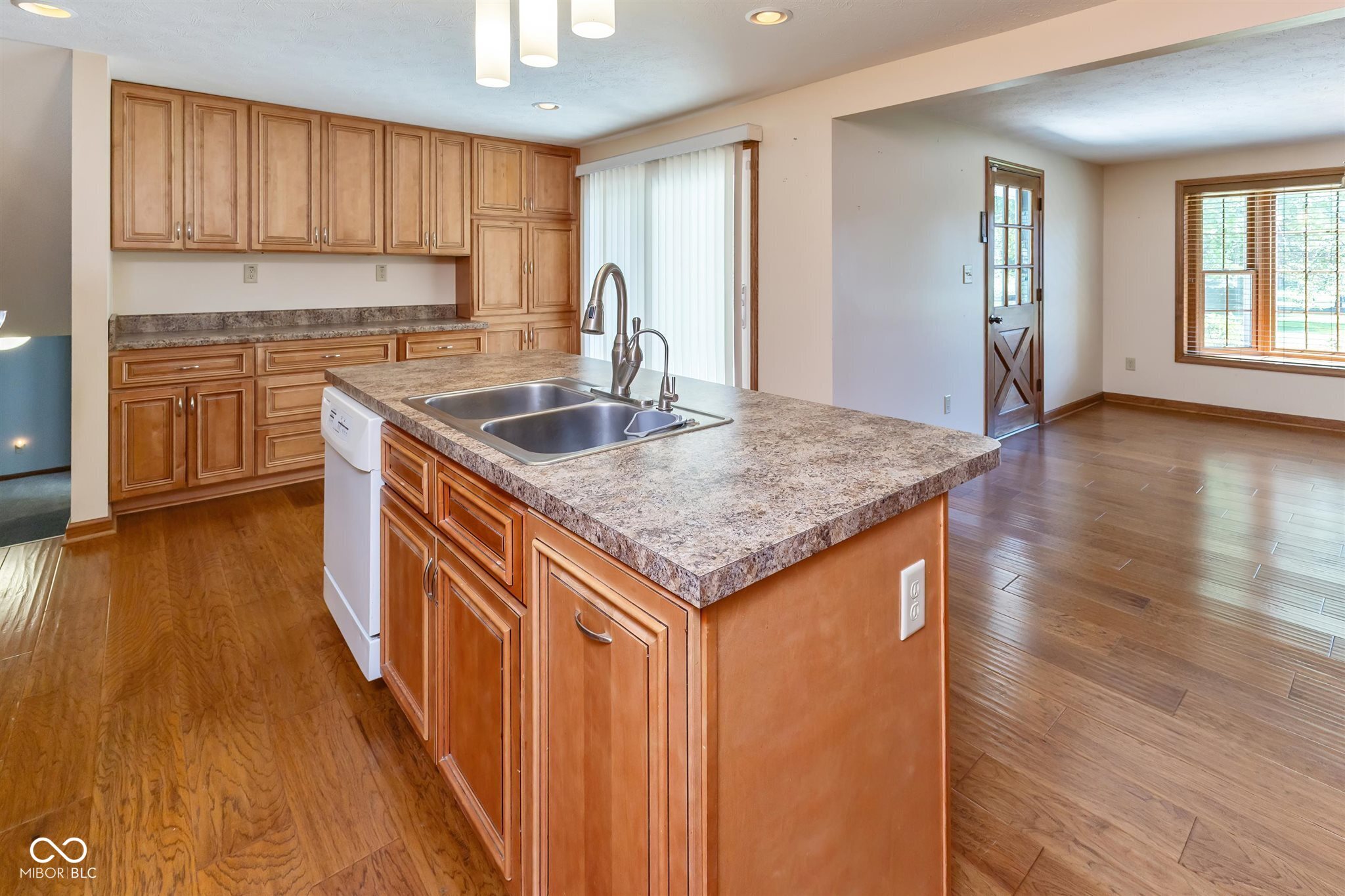 11107 Eller Road
