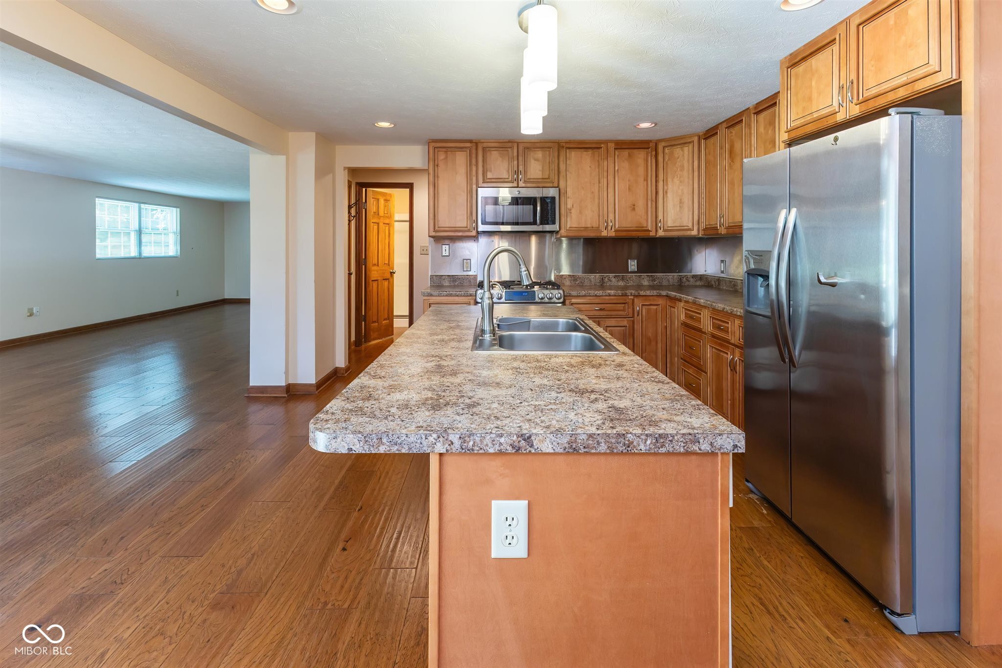 11107 Eller Road