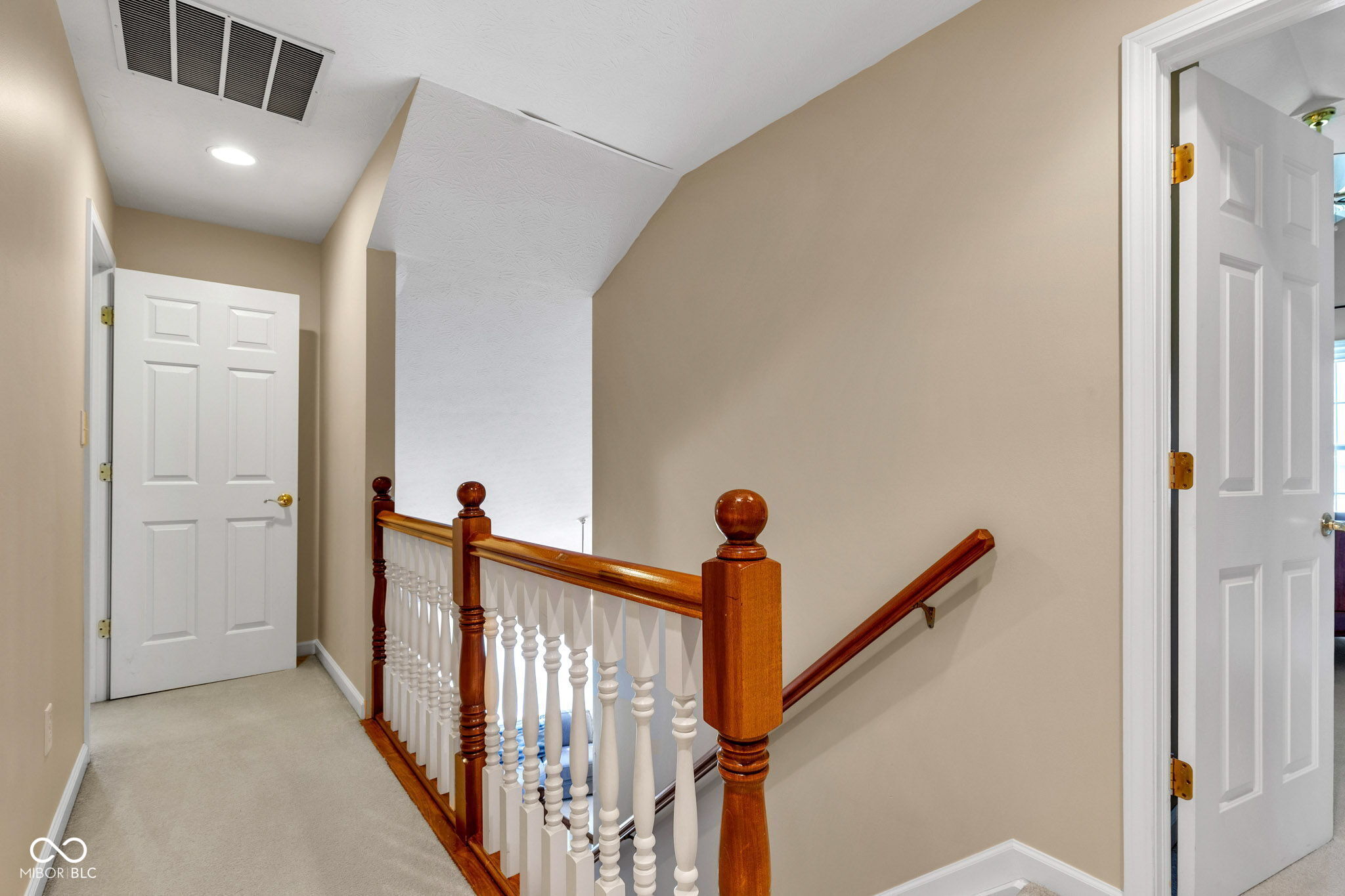 5809 Spruce Knoll Court