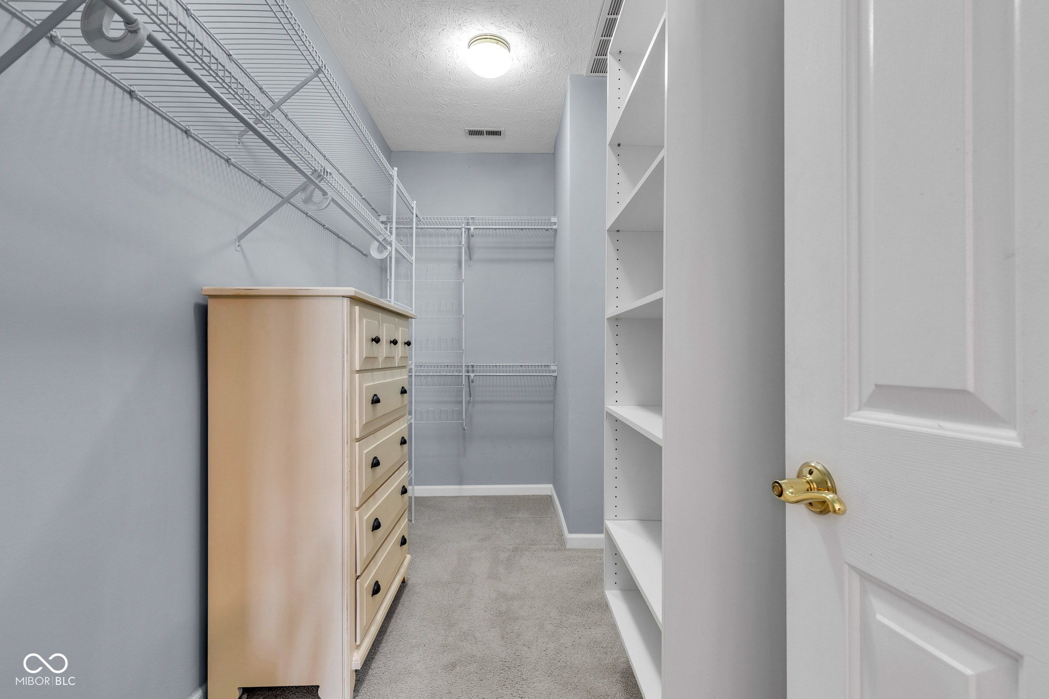 5809 Spruce Knoll Court