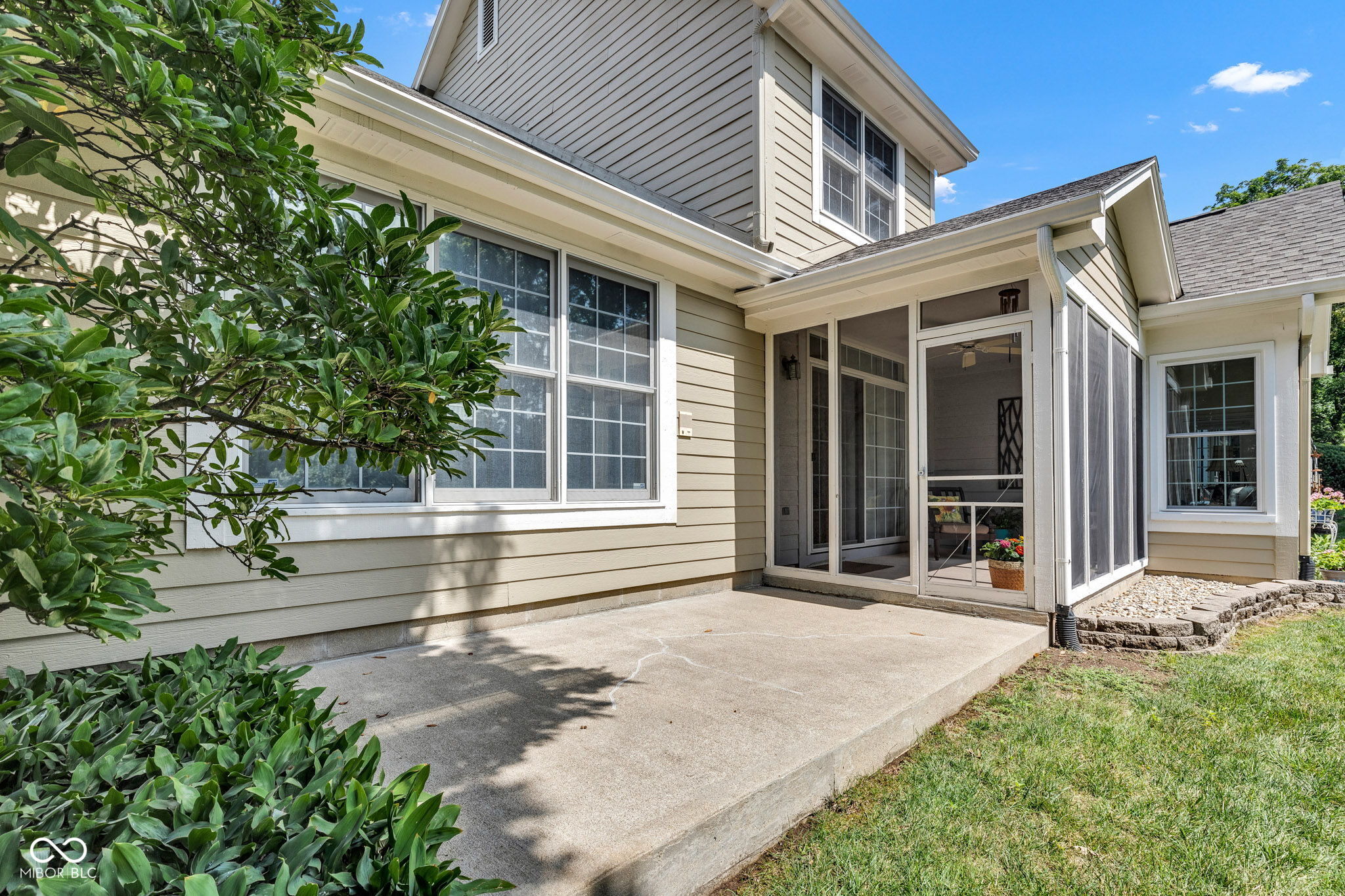 5809 Spruce Knoll Court
