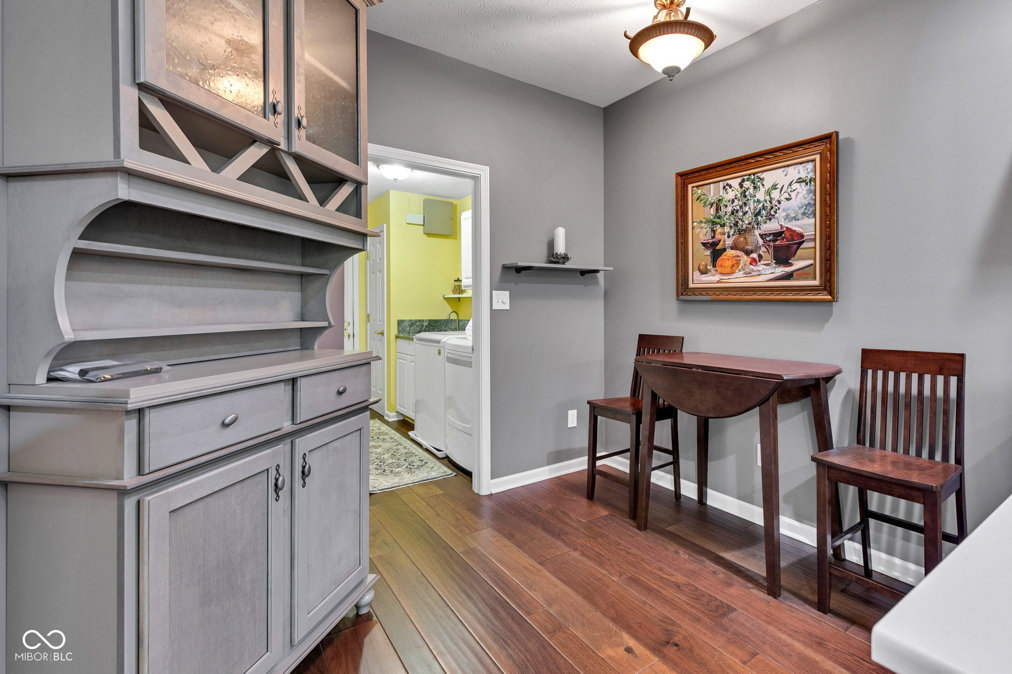 5809 Spruce Knoll Court