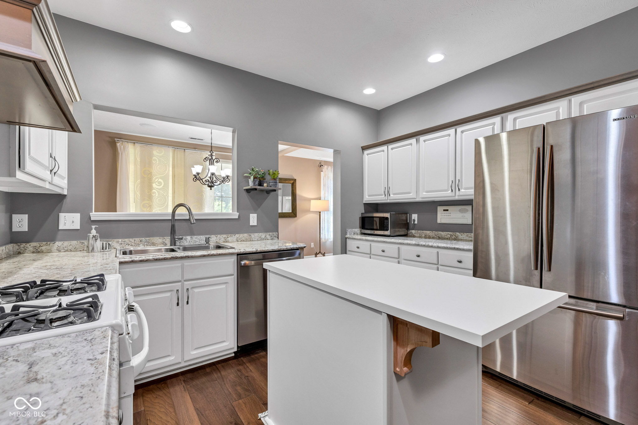 5809 Spruce Knoll Court