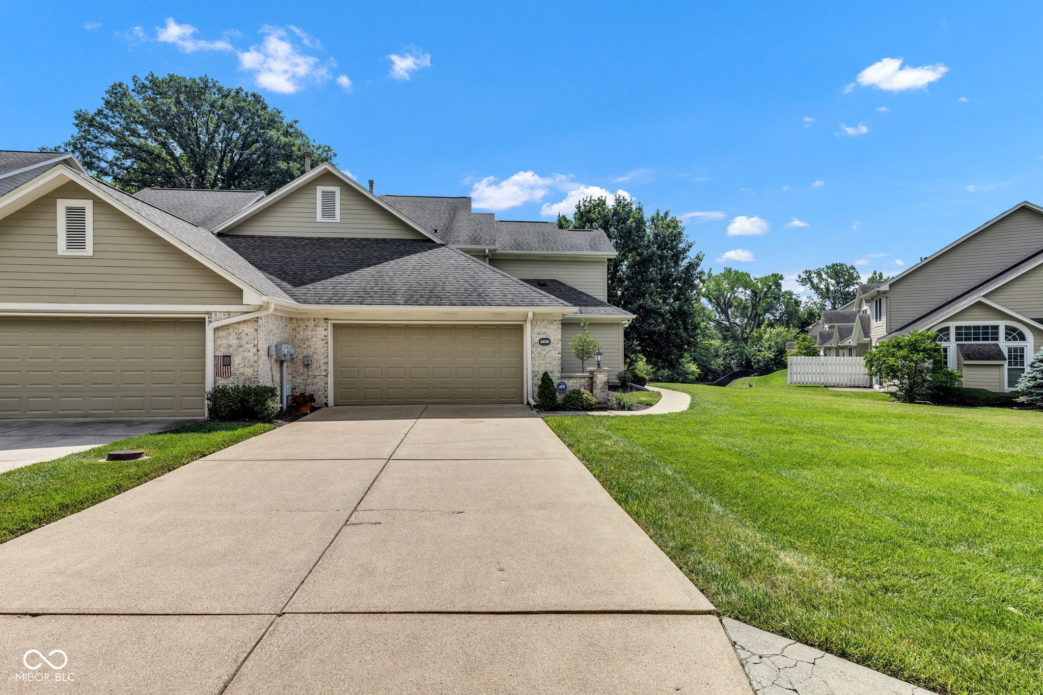 5809 Spruce Knoll Court