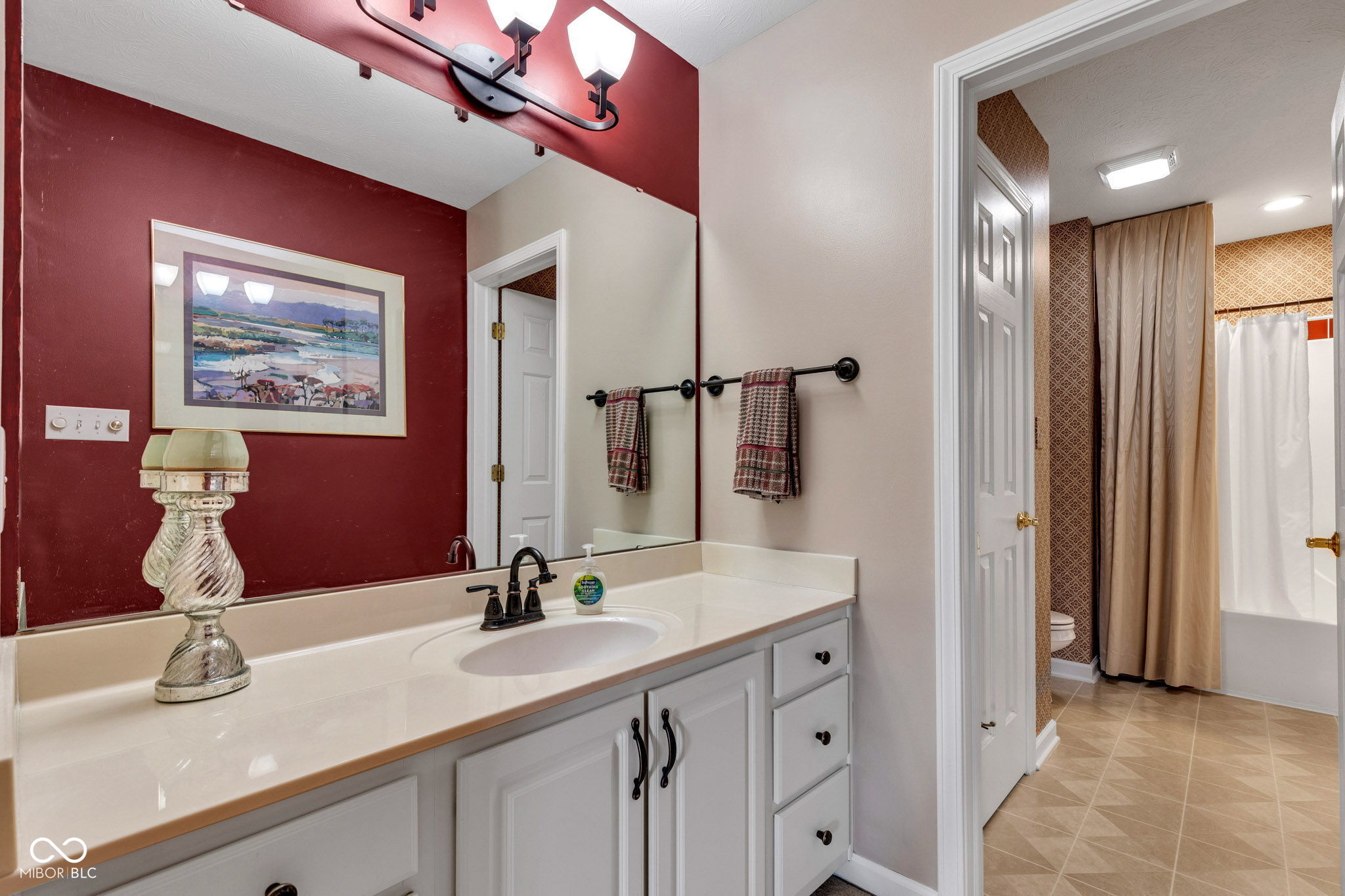5809 Spruce Knoll Court