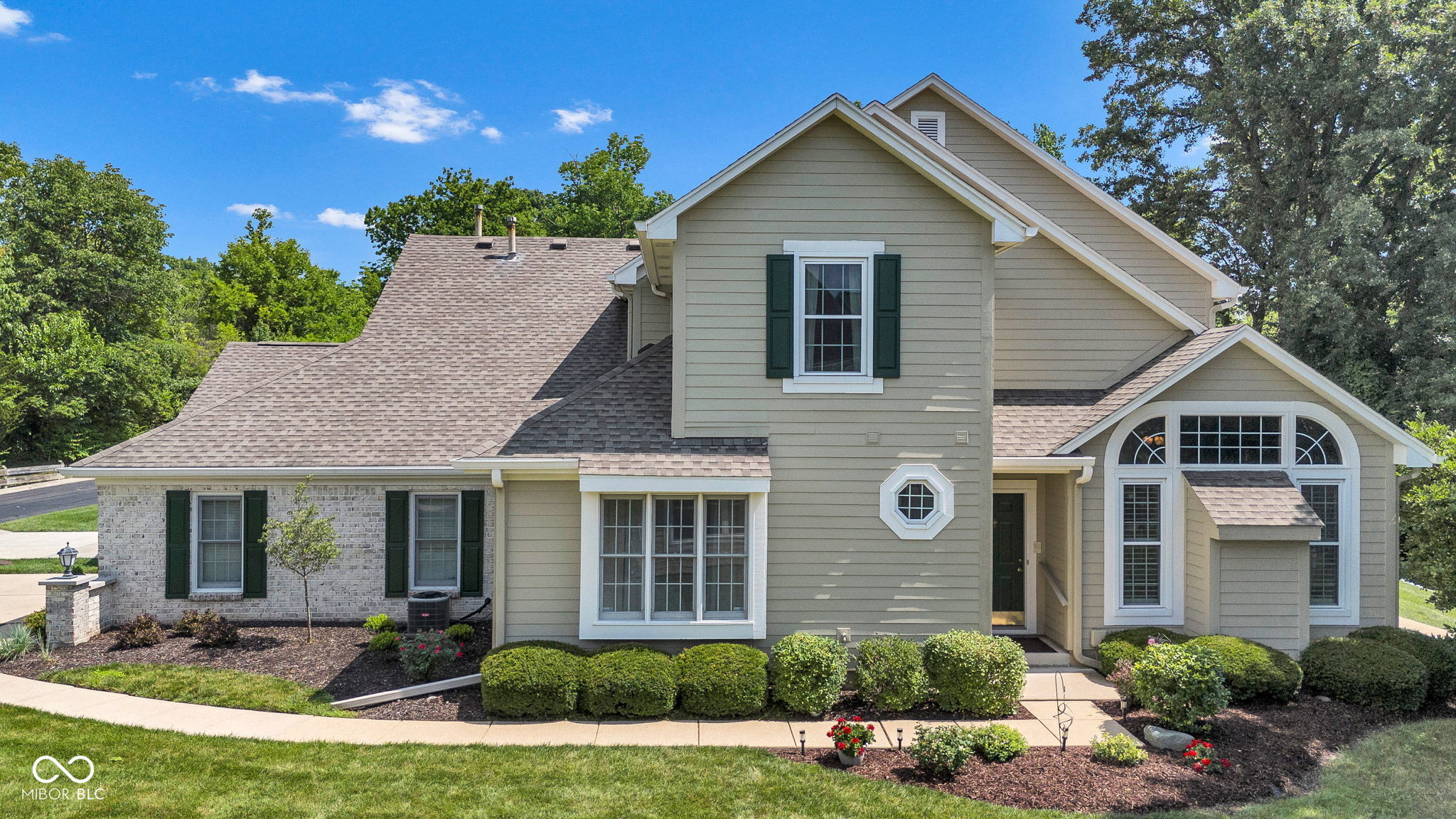 5809 Spruce Knoll Court