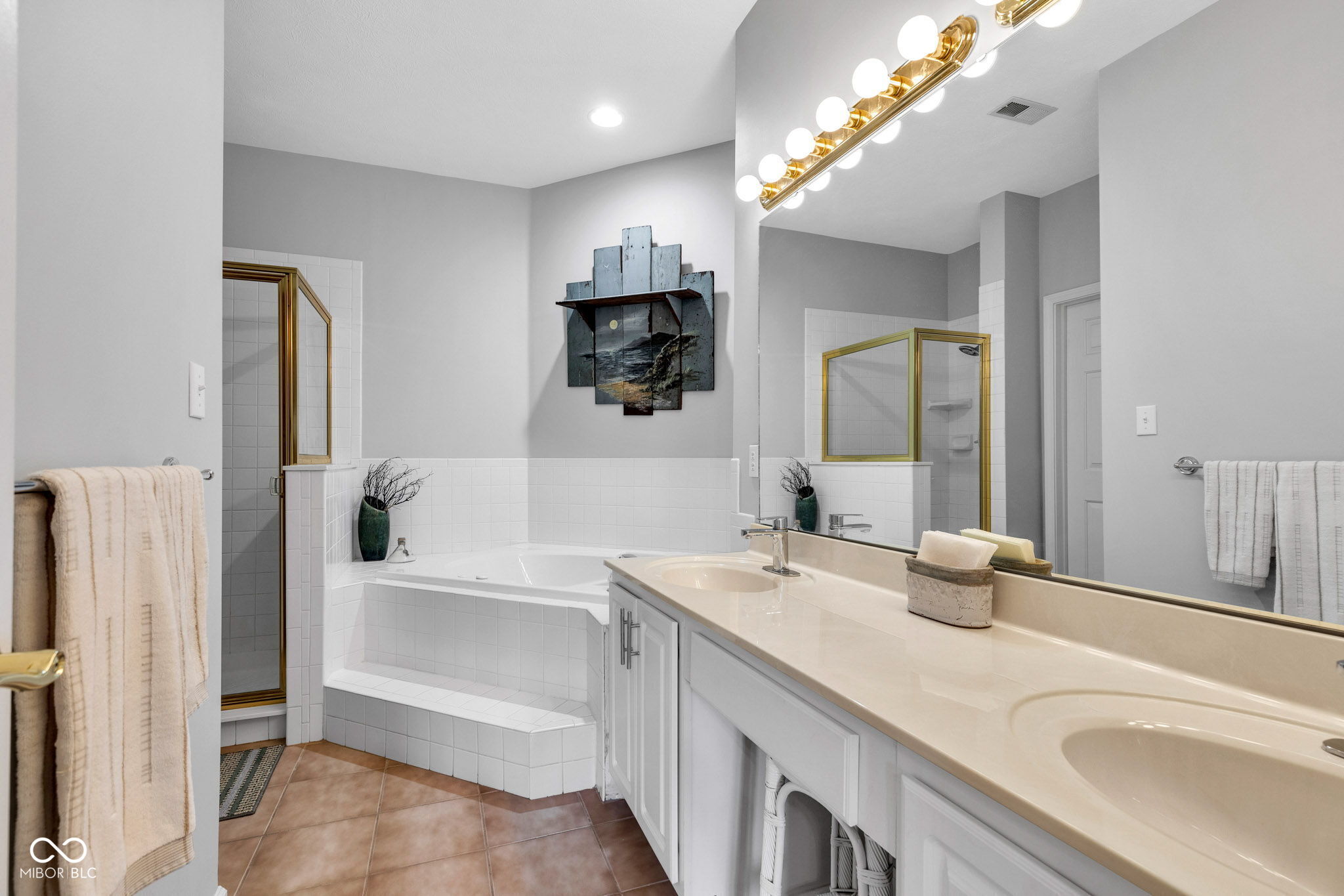 5809 Spruce Knoll Court