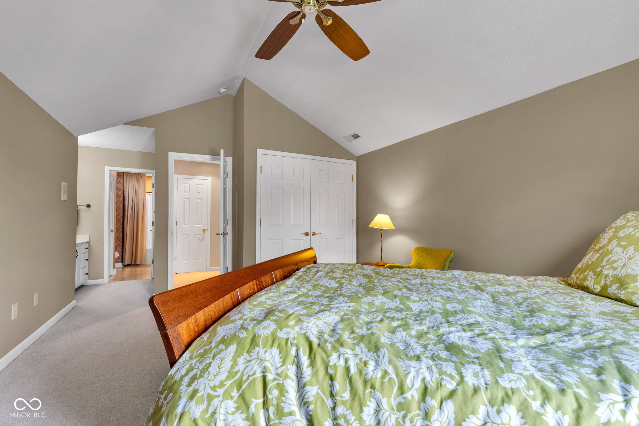 5809 Spruce Knoll Court